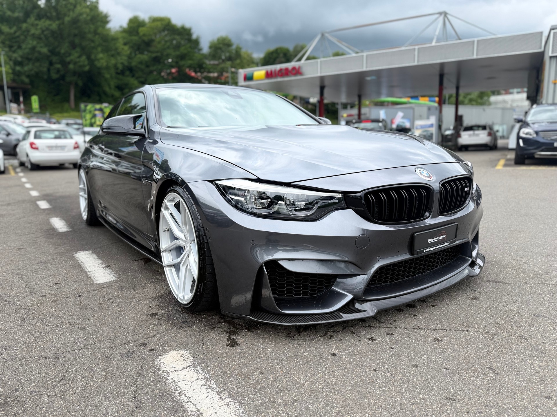 BMW M4 Coupé Competition DKG ° Grail Auspuffanlage ° Carbon Anbauteile ° Z-Performance °-showroom-element-1