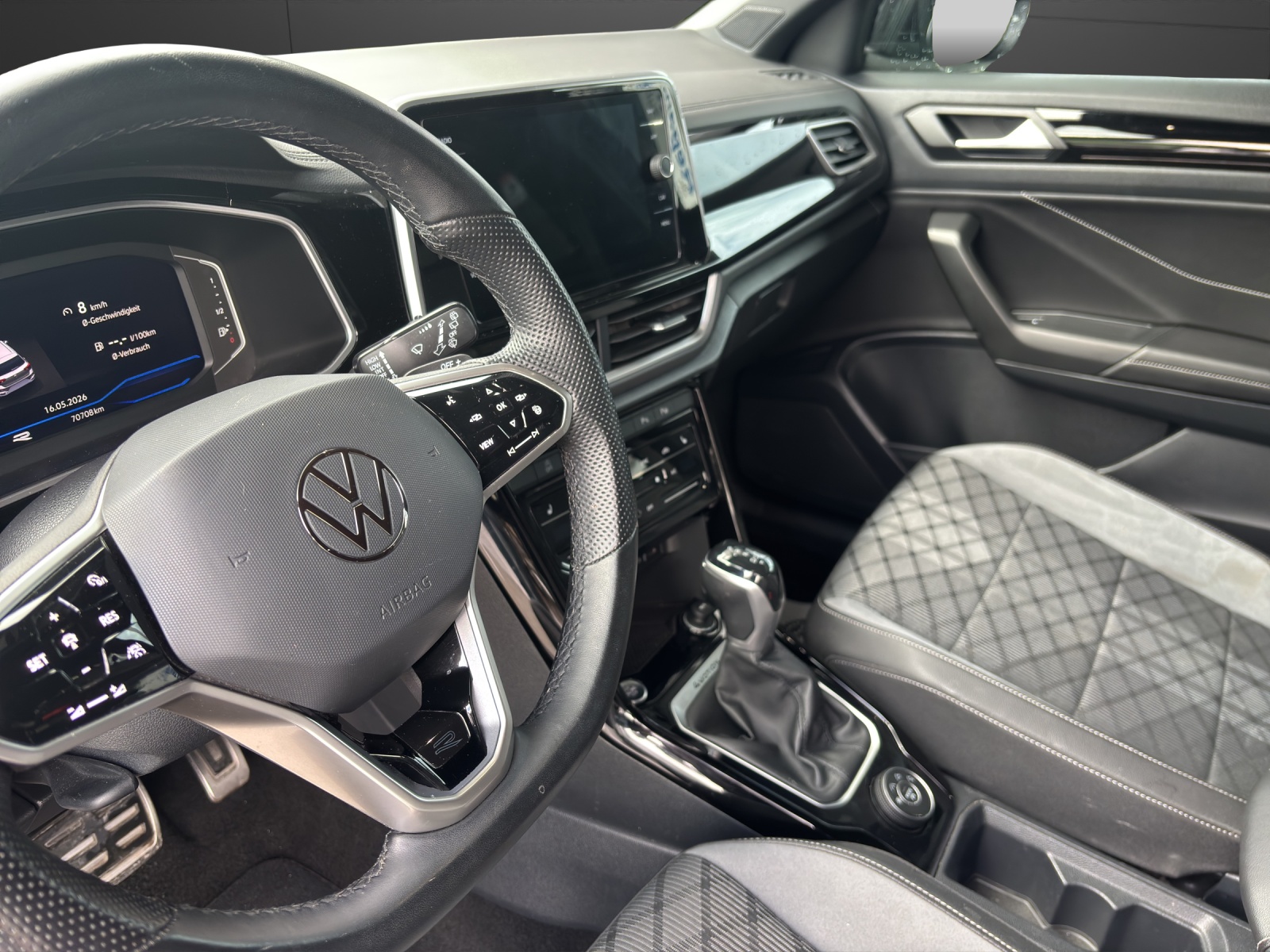 VW T-Roc 2.0 TSI R-Line DSG 4Motion-showroom-element-3