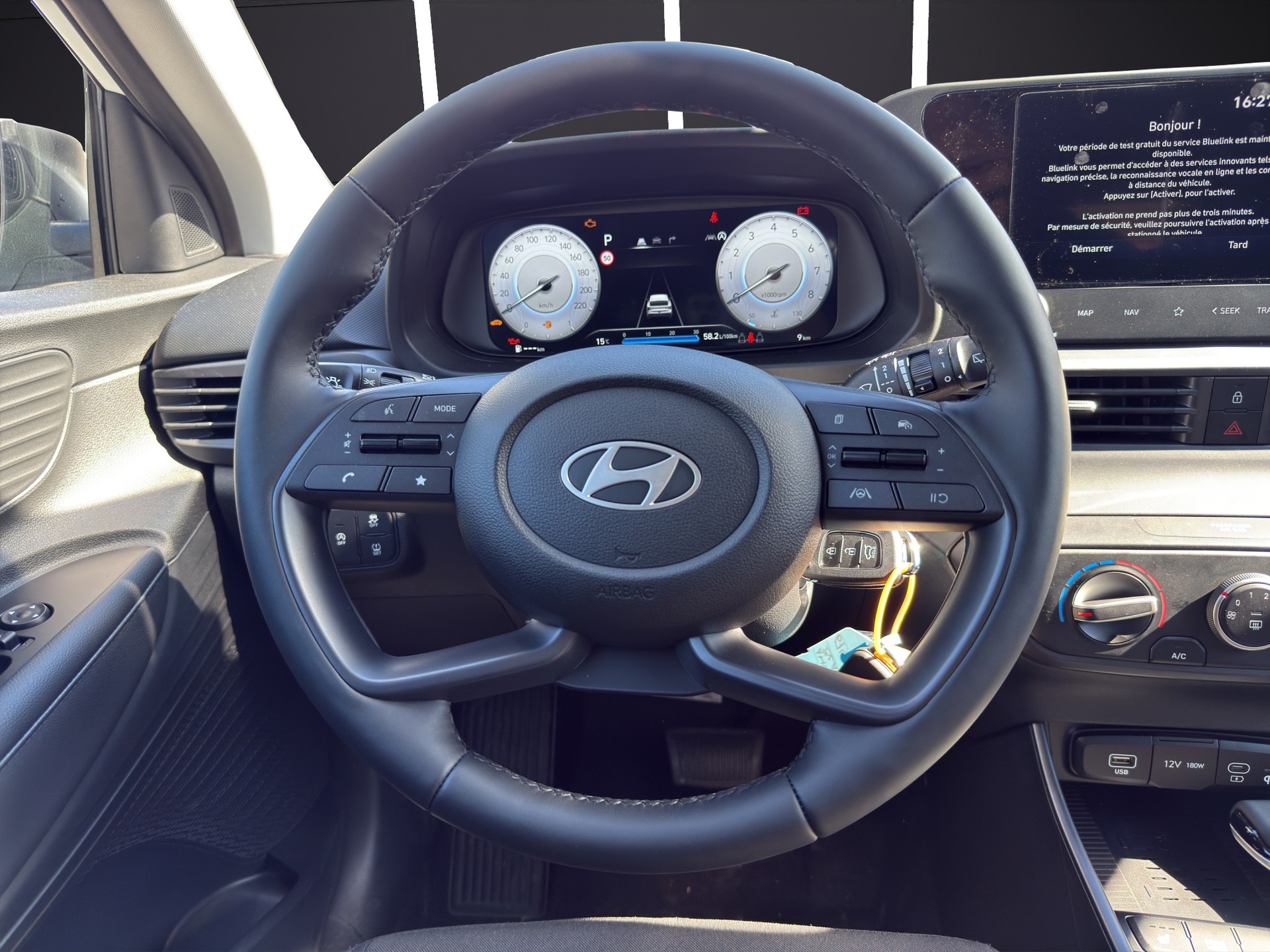 HYUNDAI i20 1.0 T-GDi Amplia DCT-image-9