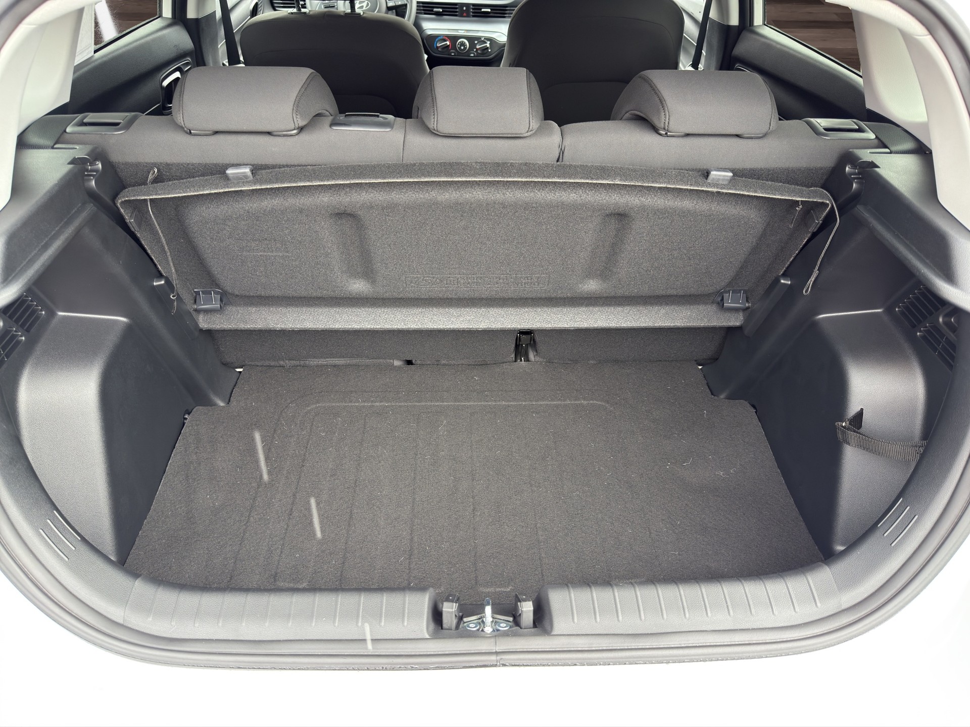 HYUNDAI i20 1.0 T-GDi Amplia DCT-image-16