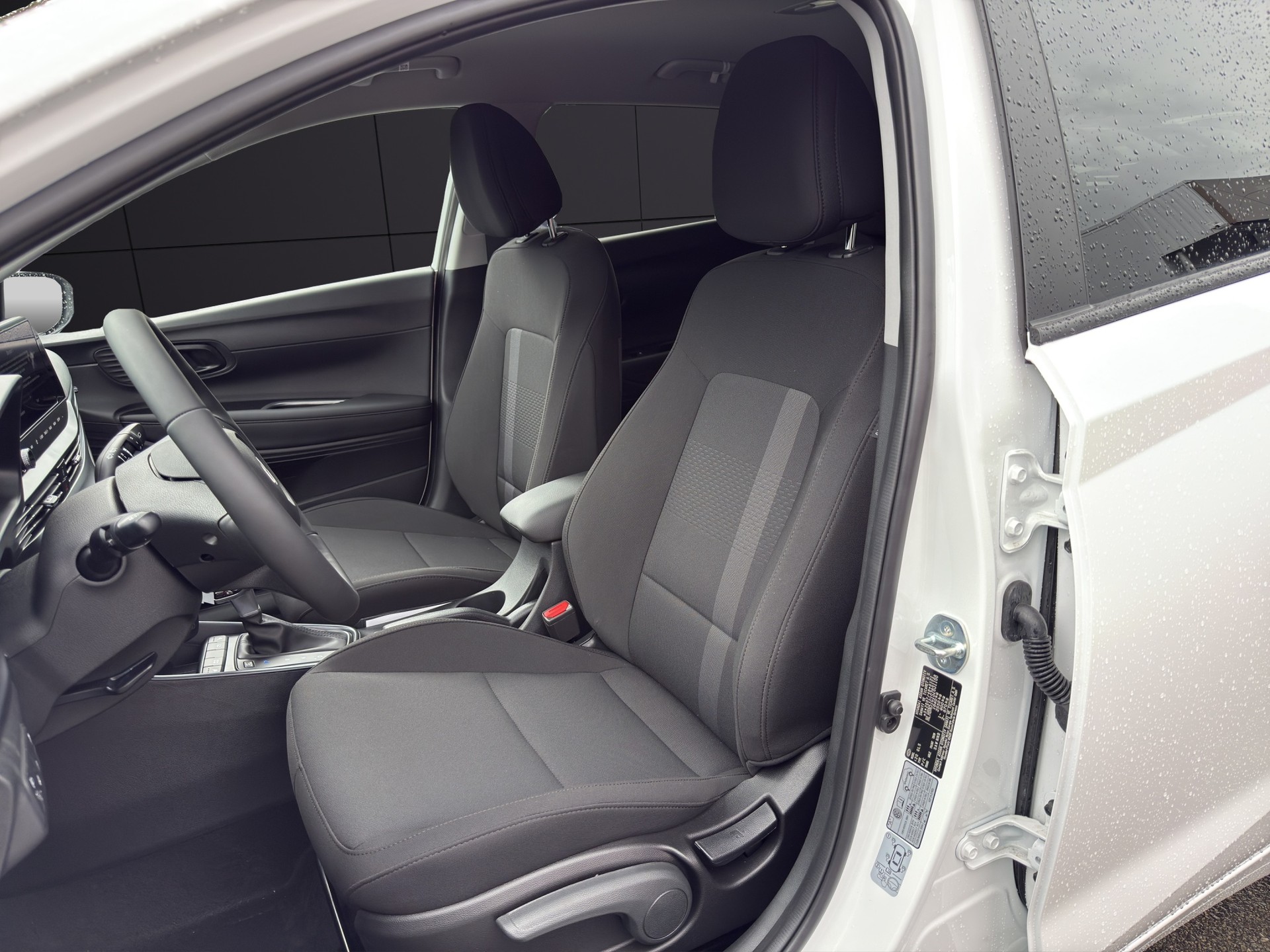 HYUNDAI i20 1.0 T-GDi Amplia DCT-image-14