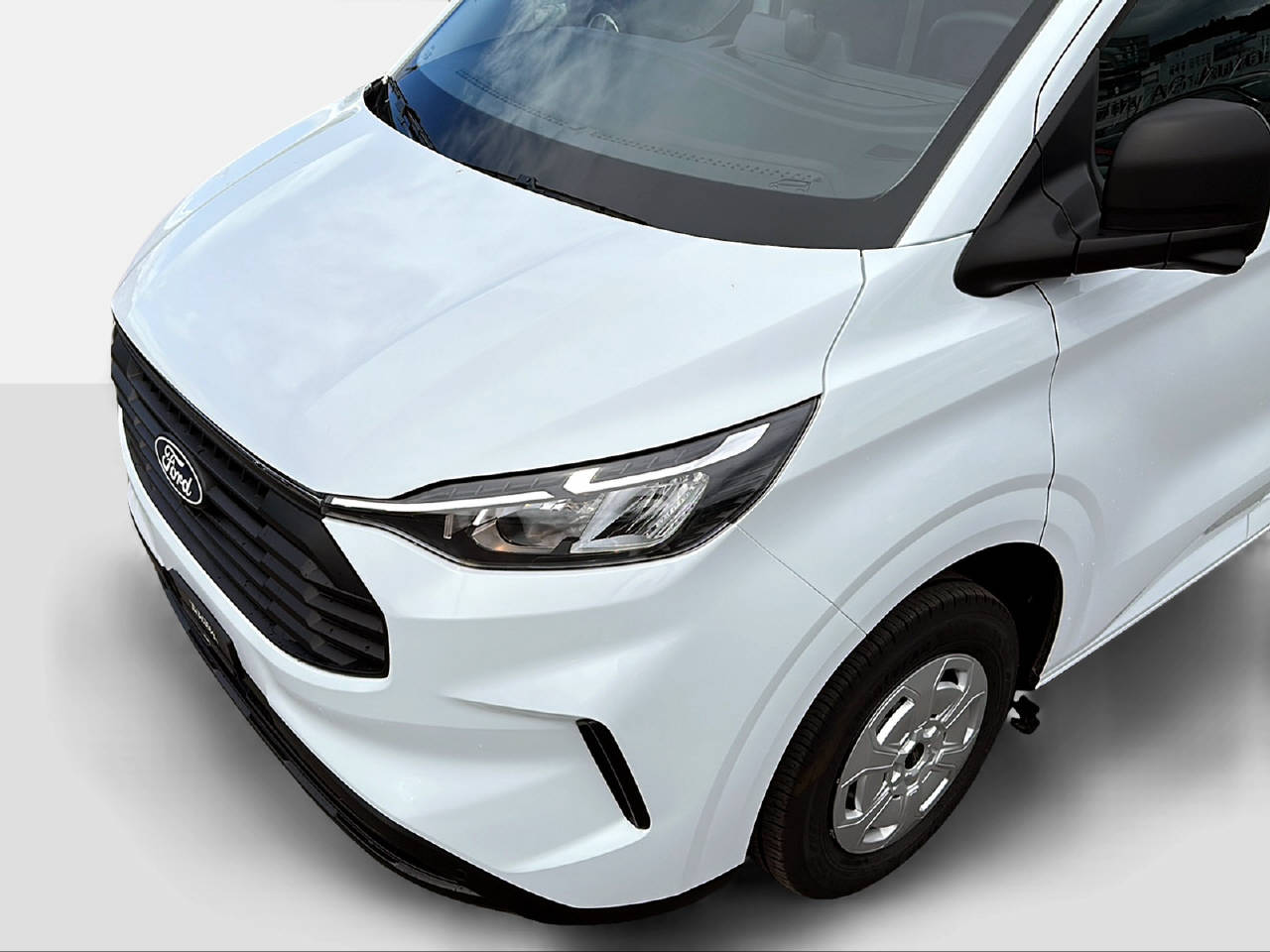 FORD Transit Custom Van 320 L1 2.0 EcoBlue 170 Trend-image-8