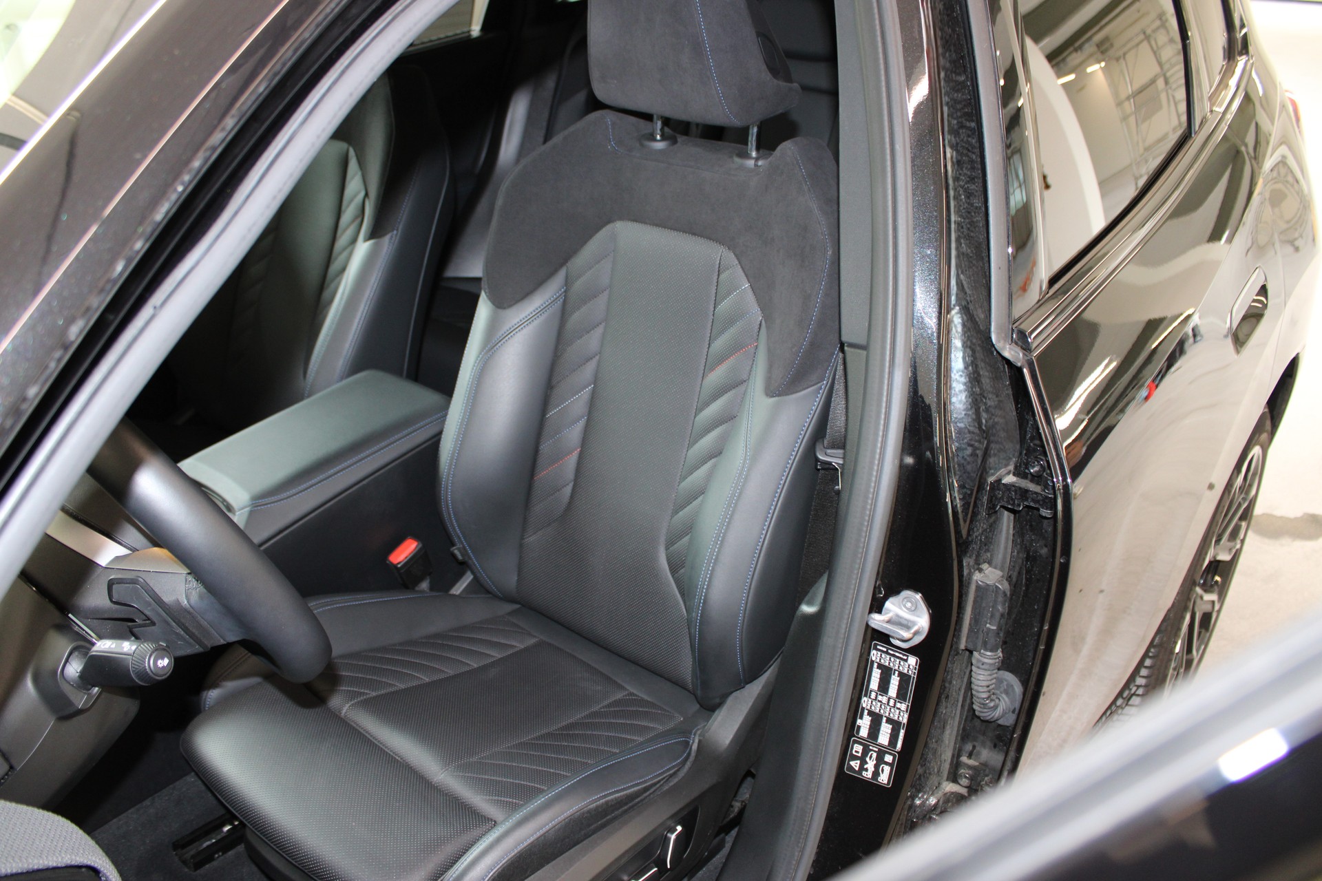 BMW X3 xDrive 48V 20d M Sport Pro-image-12