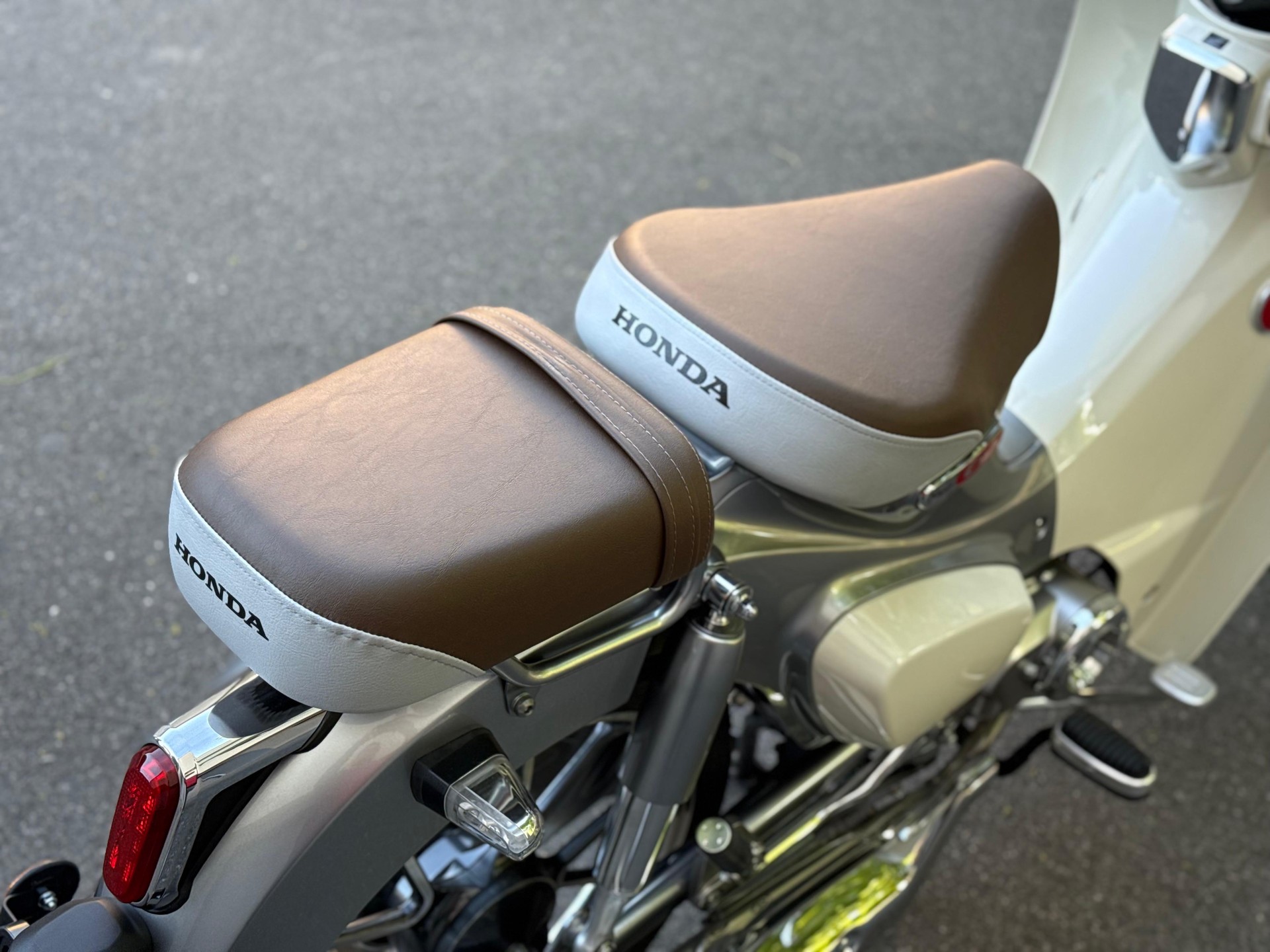HONDA C 125 Super Cub-image-7