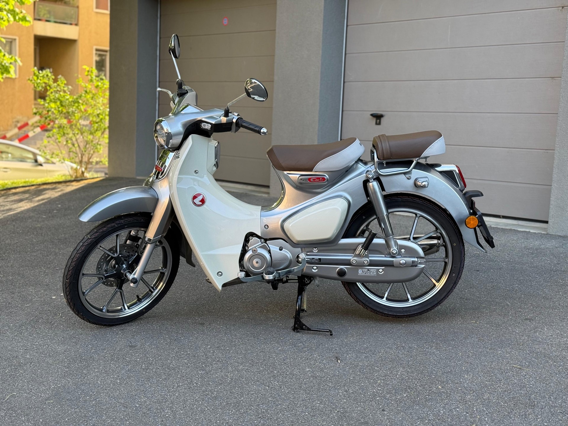 HONDA C 125 Super Cub-image-2