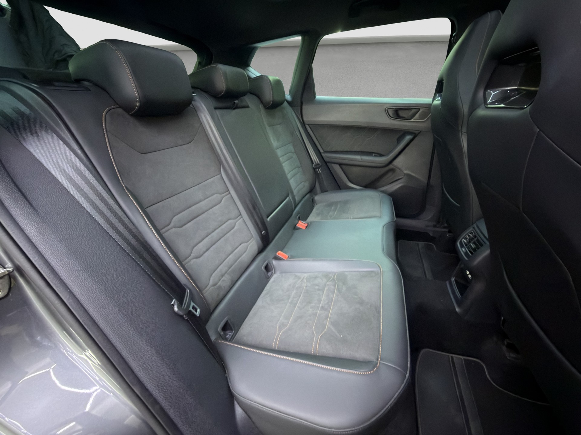 CUPRA Ateca 2.0TSI VZ 4Drive DSG-image-13