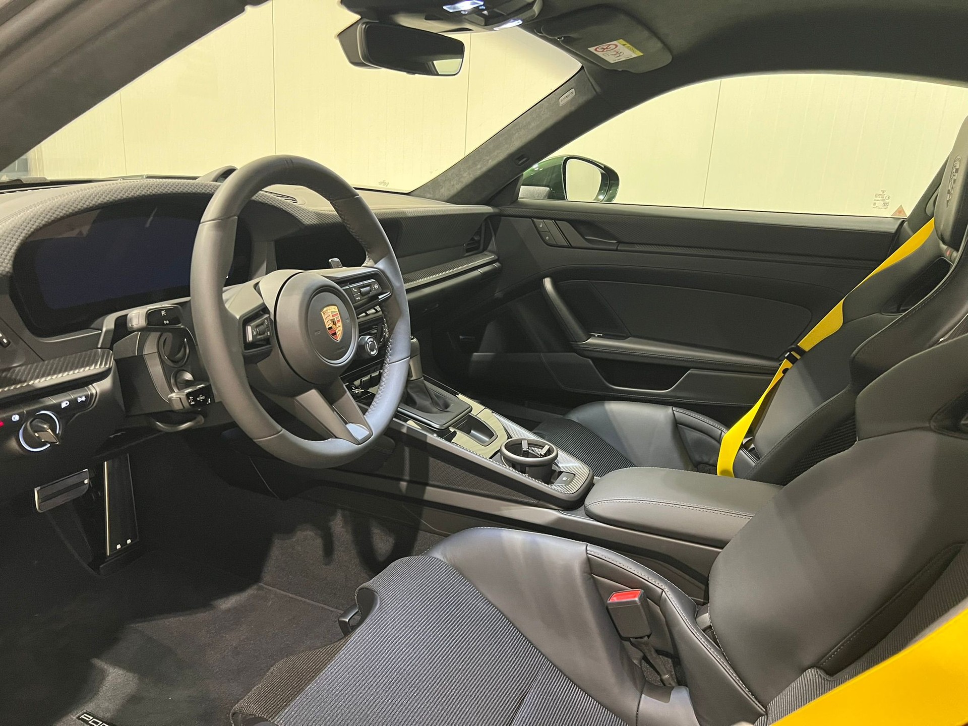 PORSCHE 911 Carrera GT3 PDK Touring-image-6