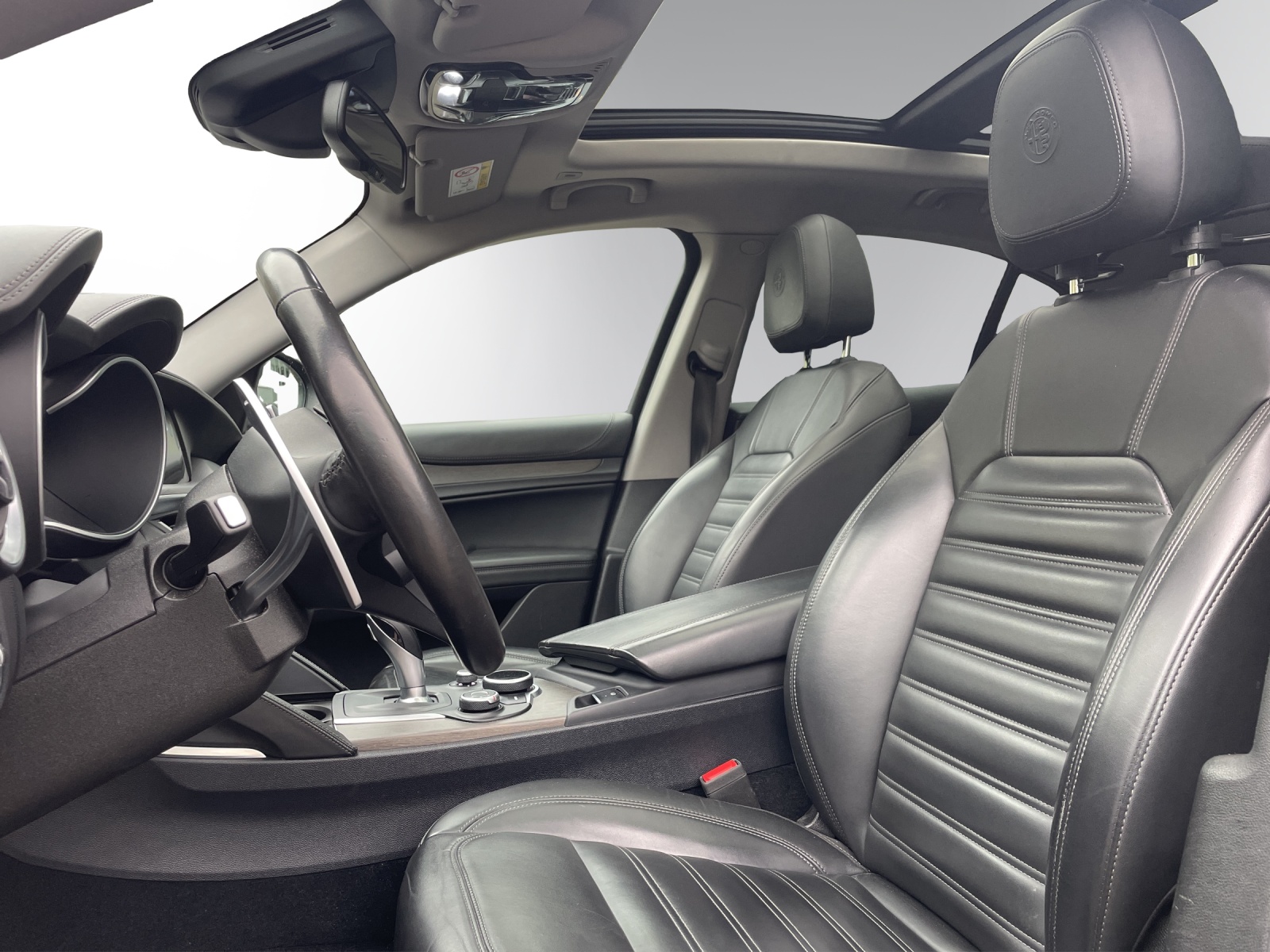 ALFA ROMEO Stelvio 2.2 JTDM Executive Q4 Automatic-image-9