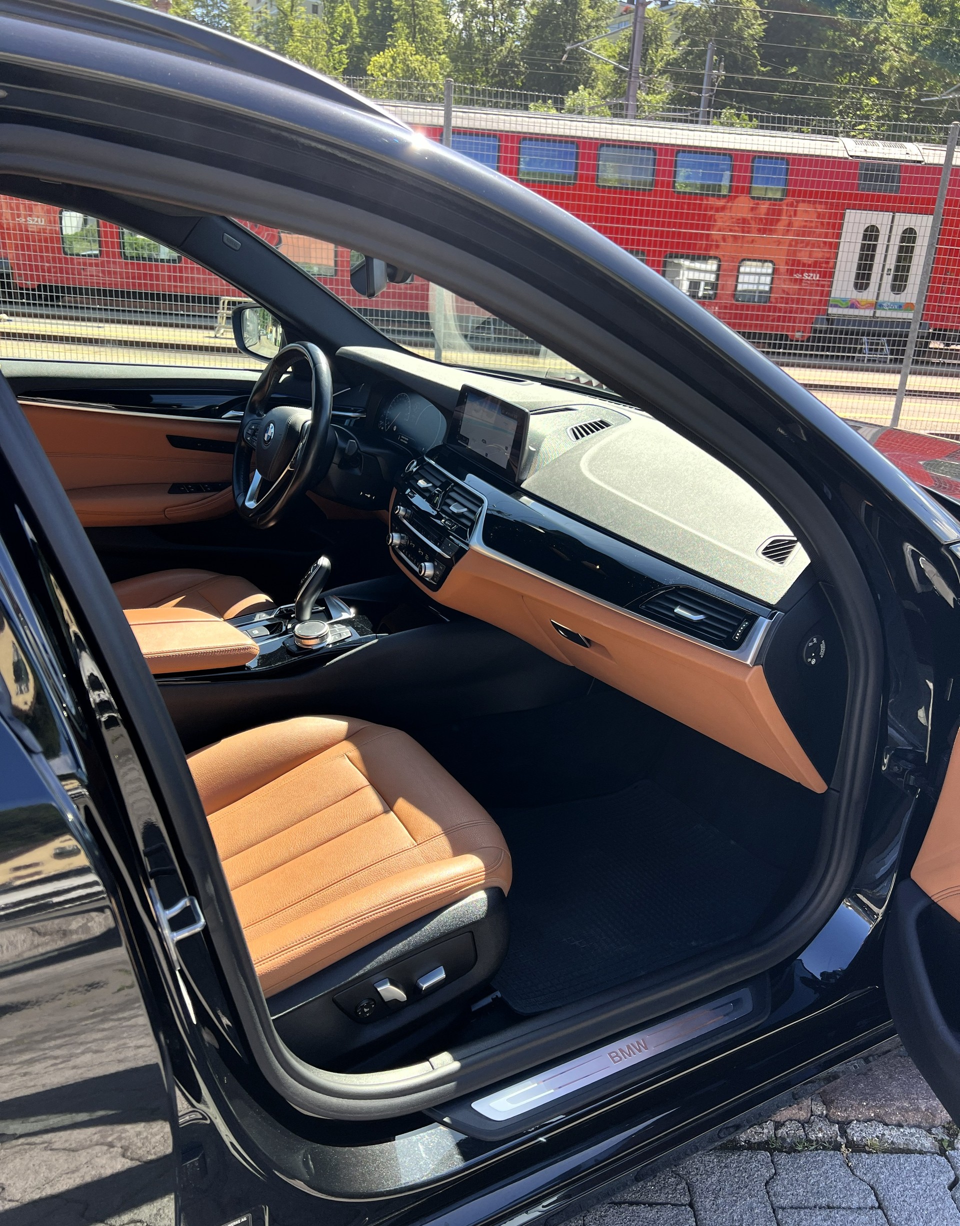 BMW 520d xDrive Touring Steptronic-image-14