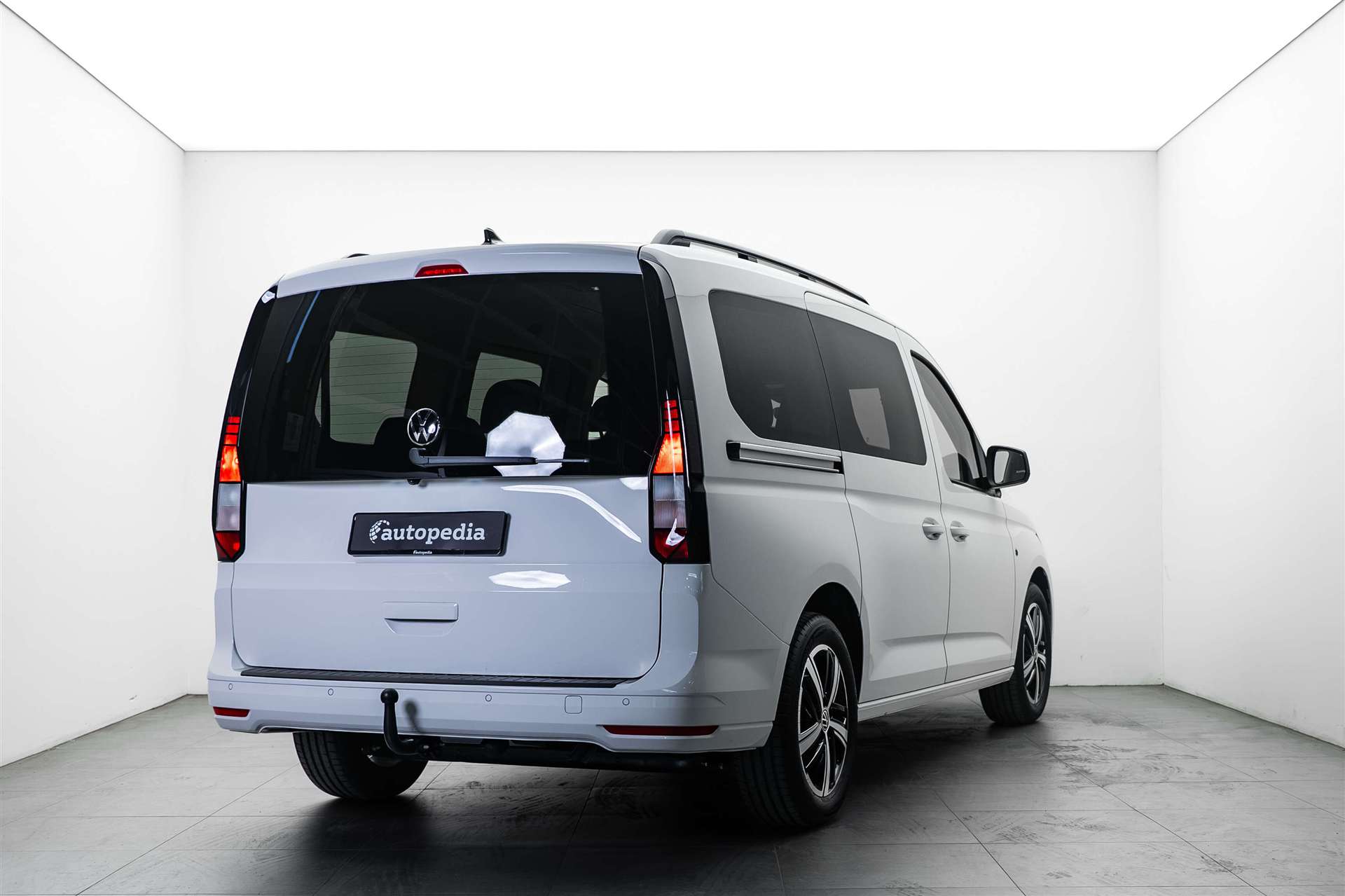VW Caddy Maxi 2.0 TDi 4Motion 7-Plätzer NEW-showroom-element-3