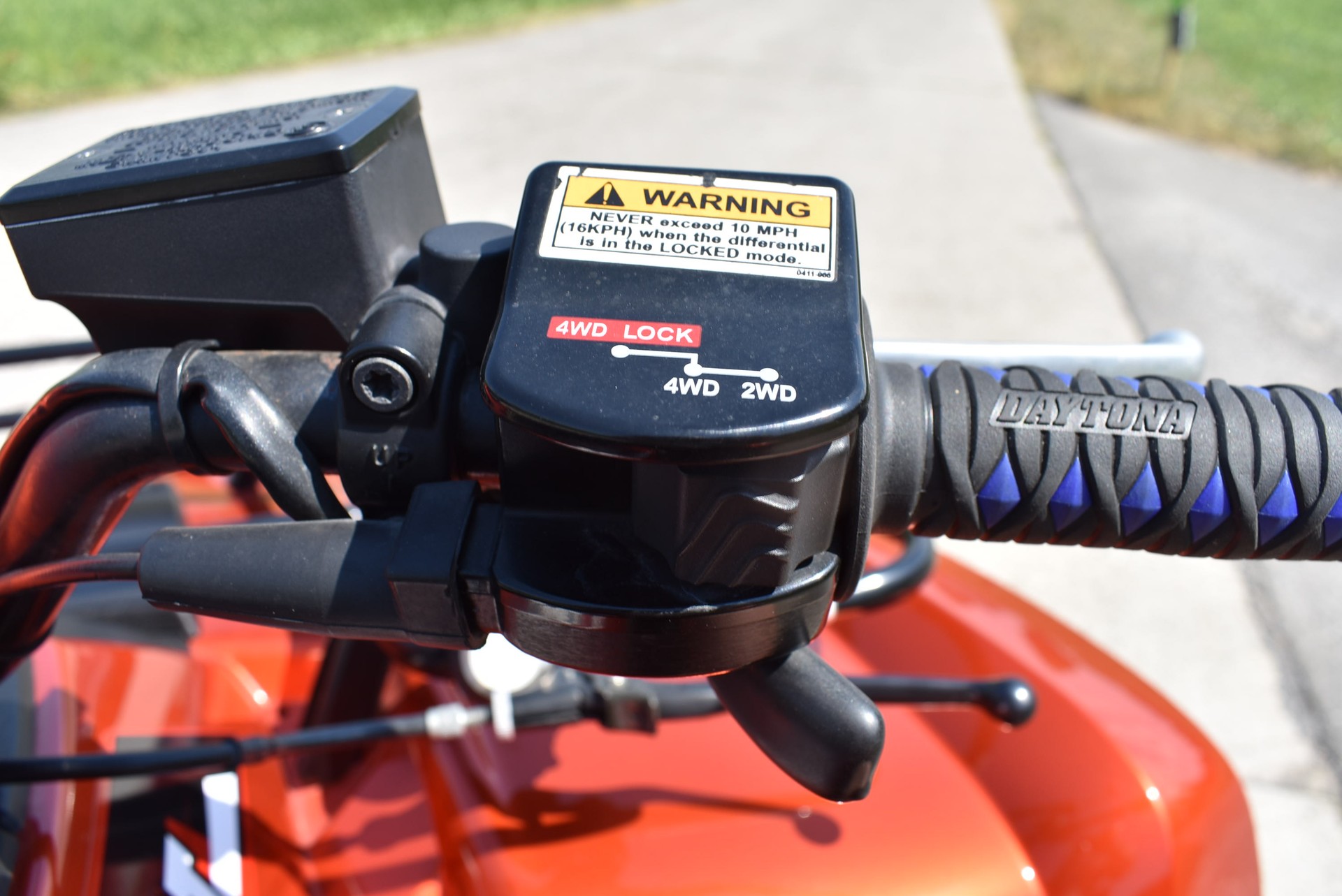 ARCTIC CAT 700i TRV 4x4-image-10
