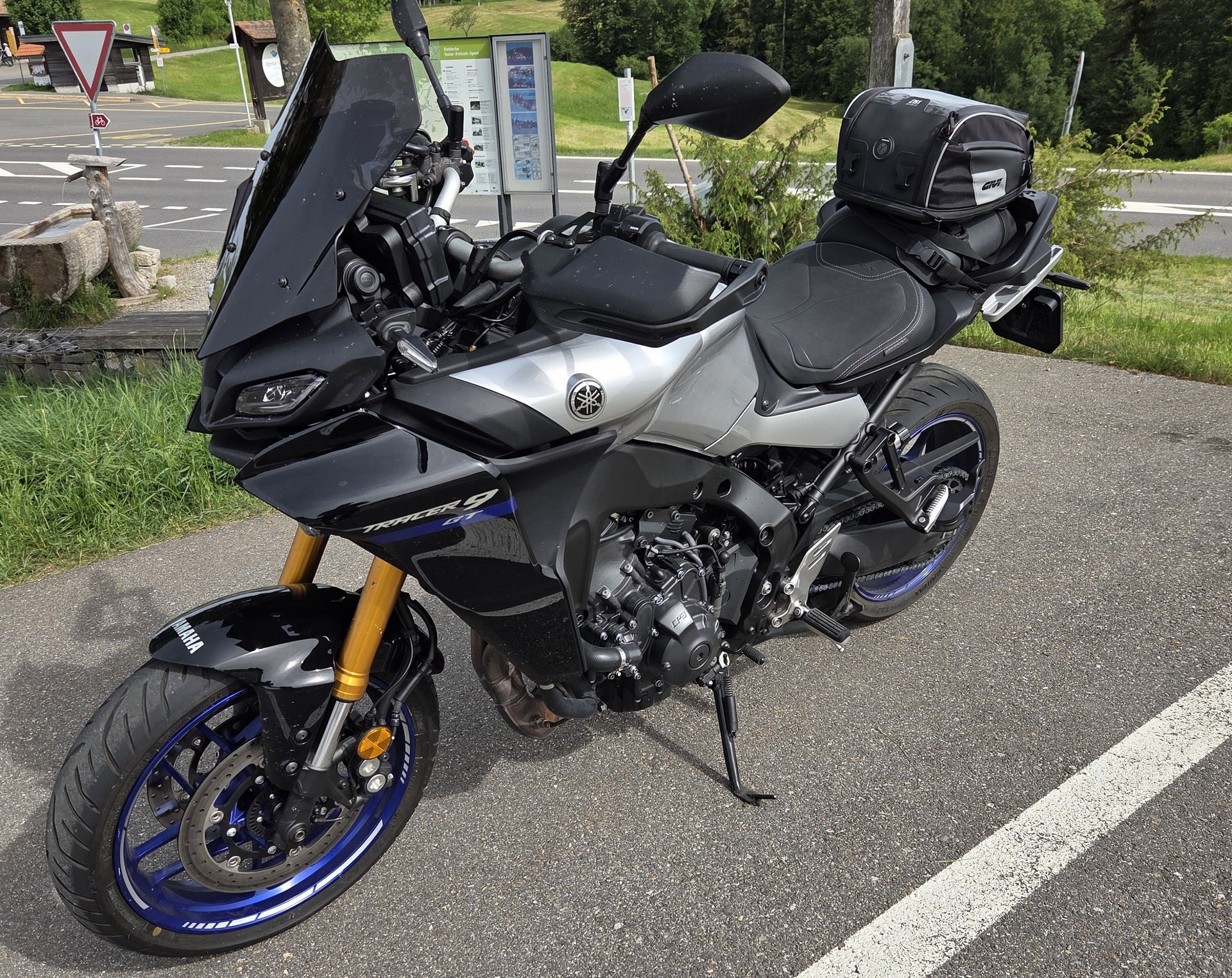 YAMAHA Tracer 9 GT-image-2