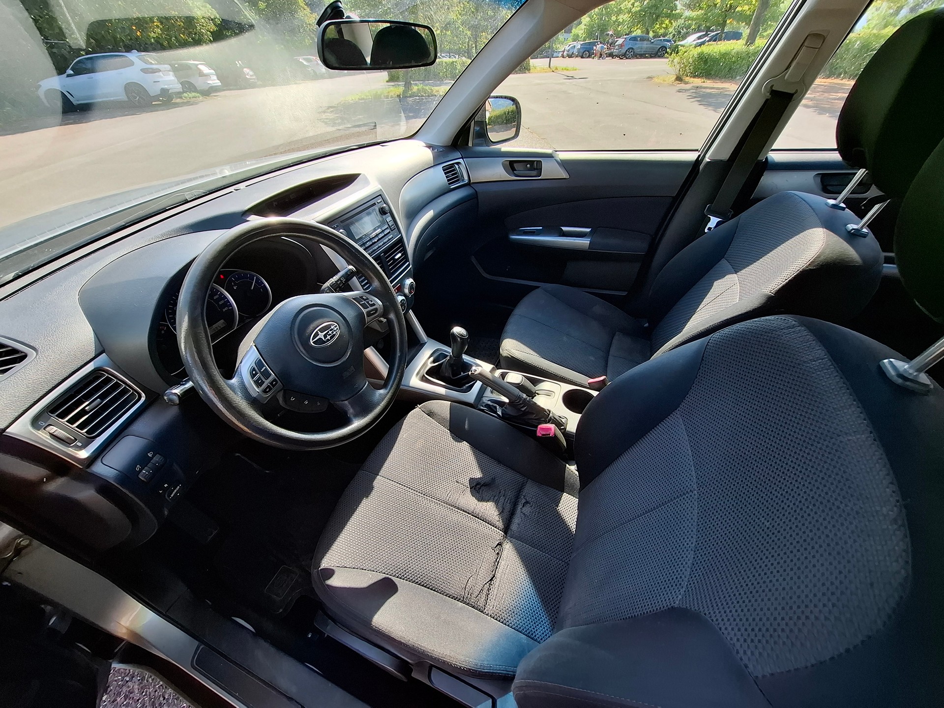SUBARU Forester 2.0X Swiss-image-10