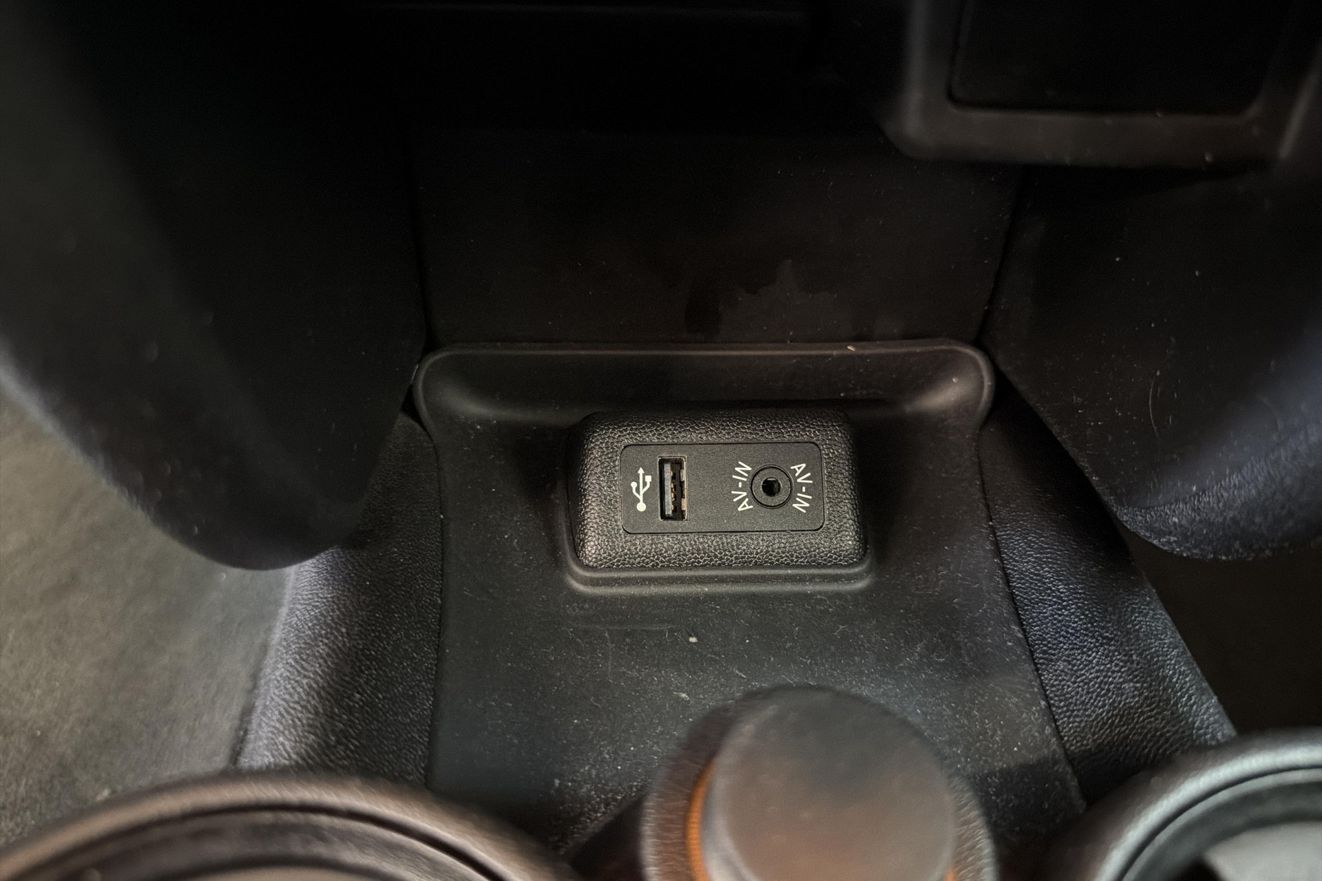 MINI One-image-13