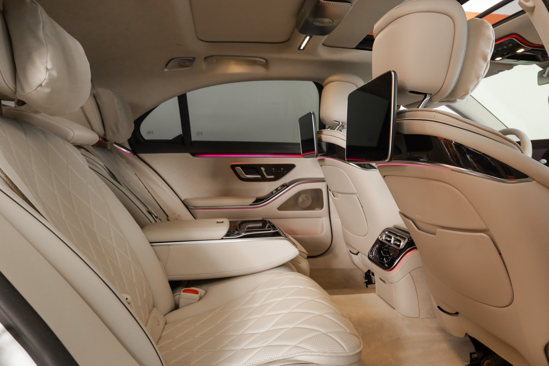 MERCEDES-BENZ S 500 L 4Matic AMG Line 9G-Tronic-image-27