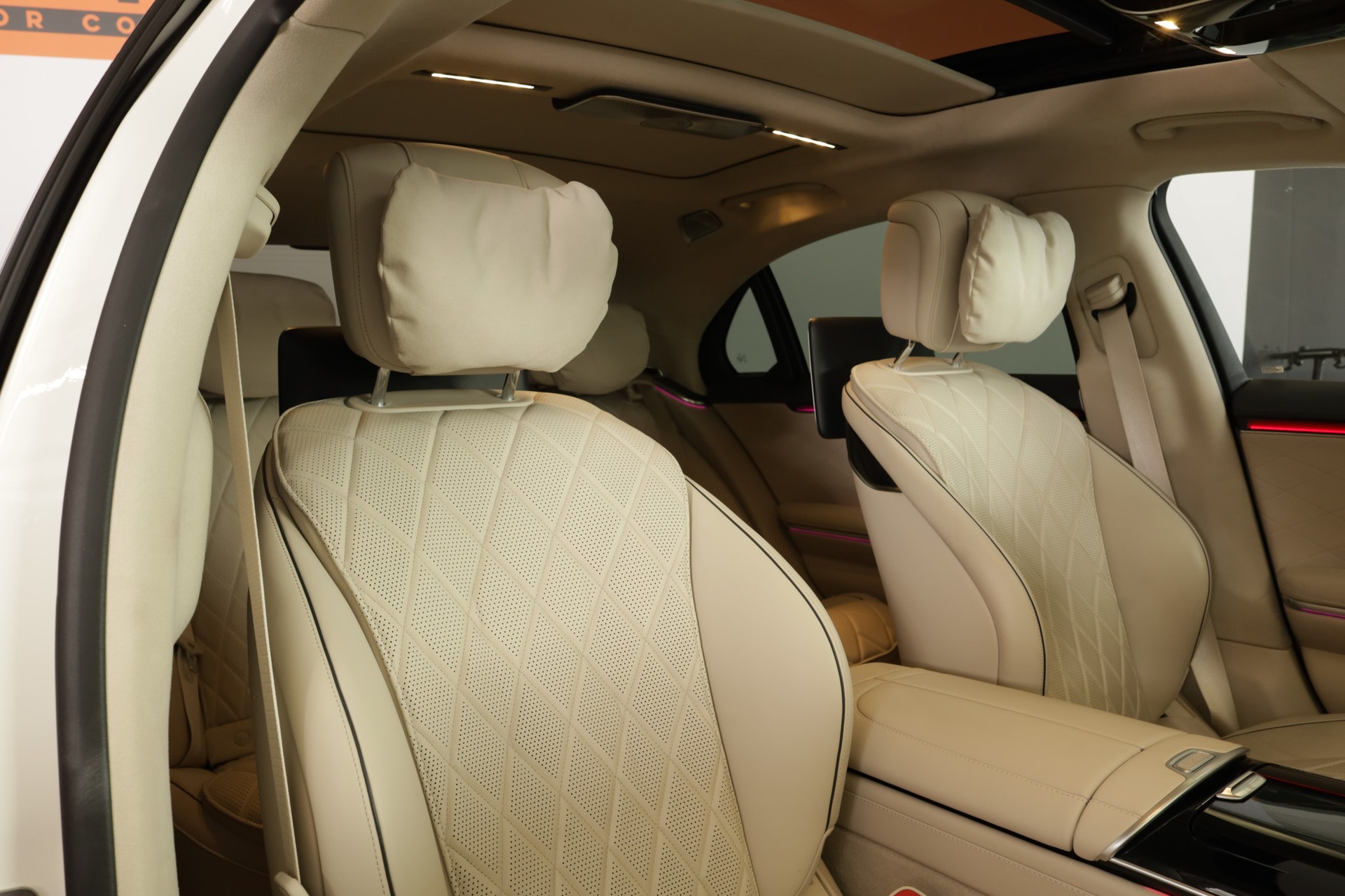 MERCEDES-BENZ S 500 L 4Matic AMG Line 9G-Tronic-image-11