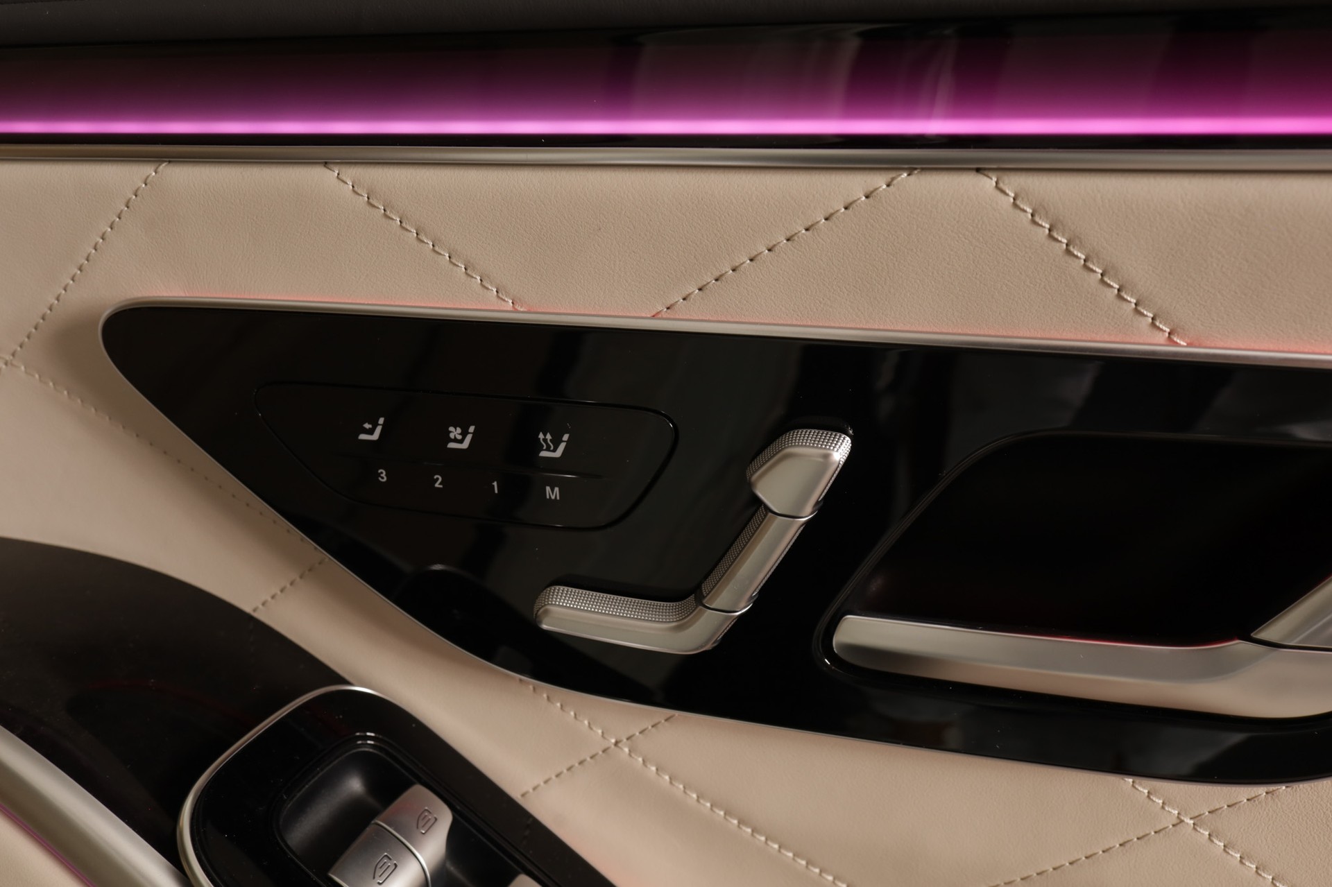 MERCEDES-BENZ S 500 L 4Matic AMG Line 9G-Tronic-image-28