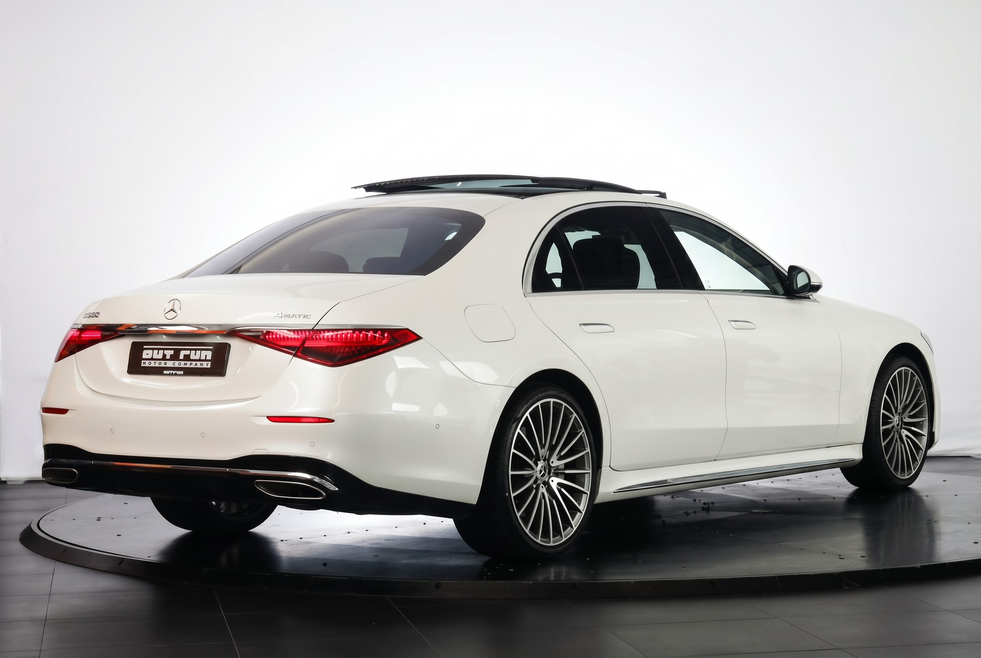 MERCEDES-BENZ S 500 L 4Matic AMG Line 9G-Tronic-showroom-element-1