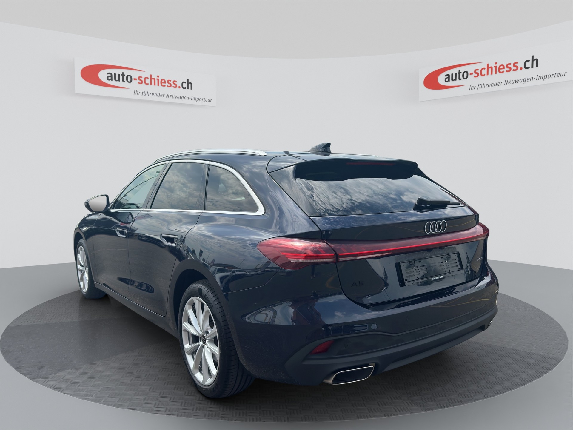 AUDI A5 Avant TFSI quattro S tronic-showroom-element-2