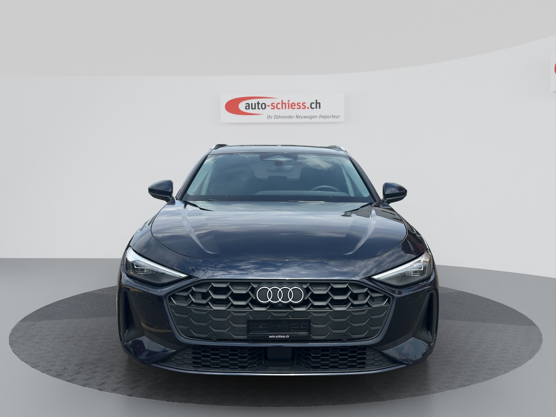 AUDI A5 Avant TFSI quattro S tronic-showroom-element-1