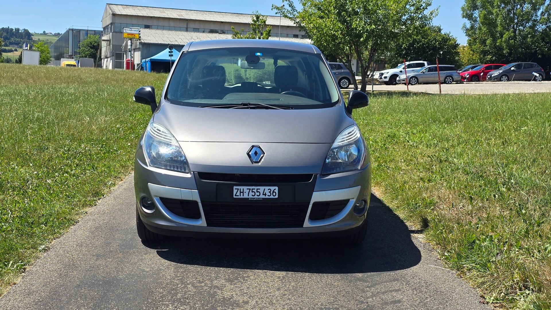 RENAULT Scénic 1.4 16V Turbo Bose-showroom-element-1