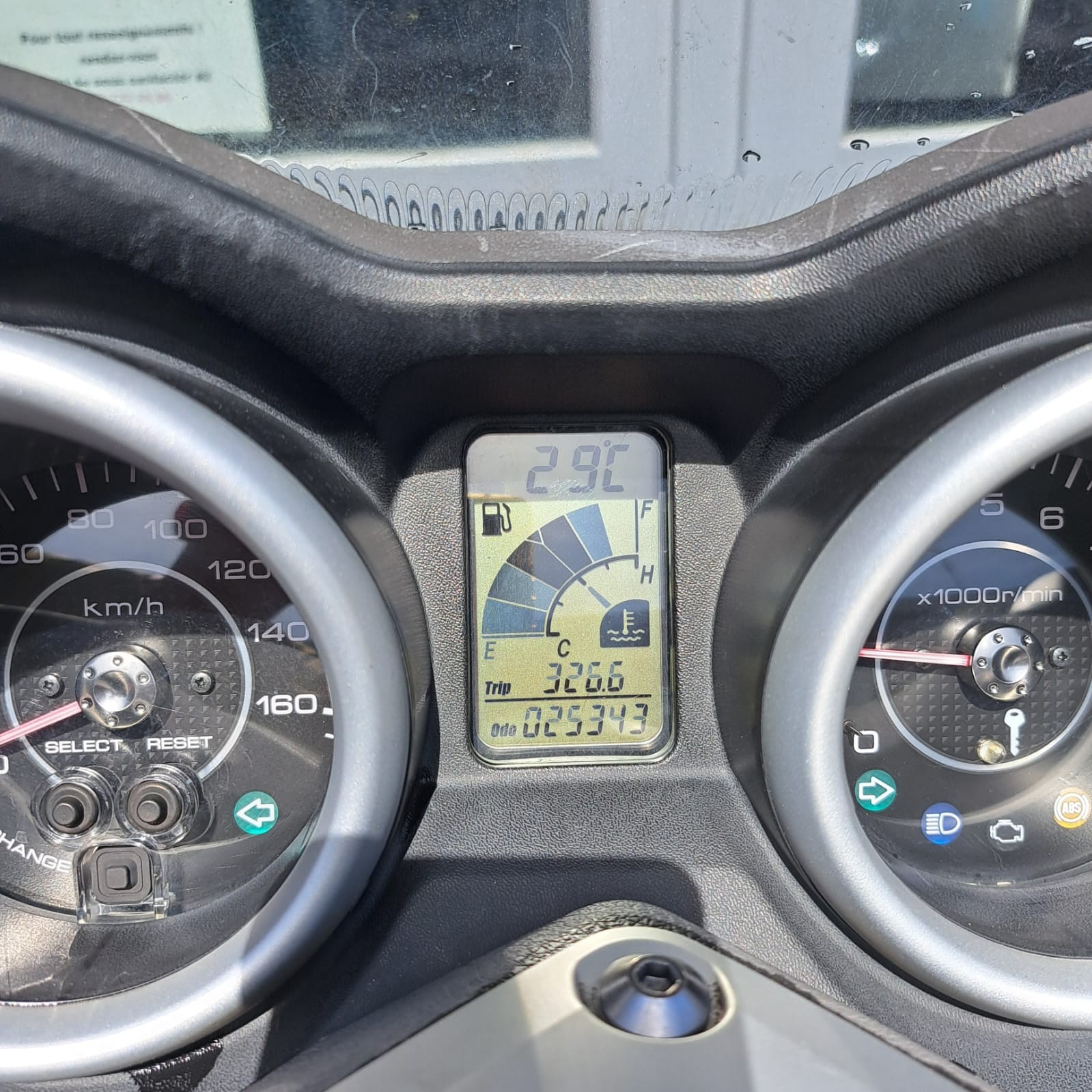 YAMAHA X-MaxYP 250 RA ABS-image-6