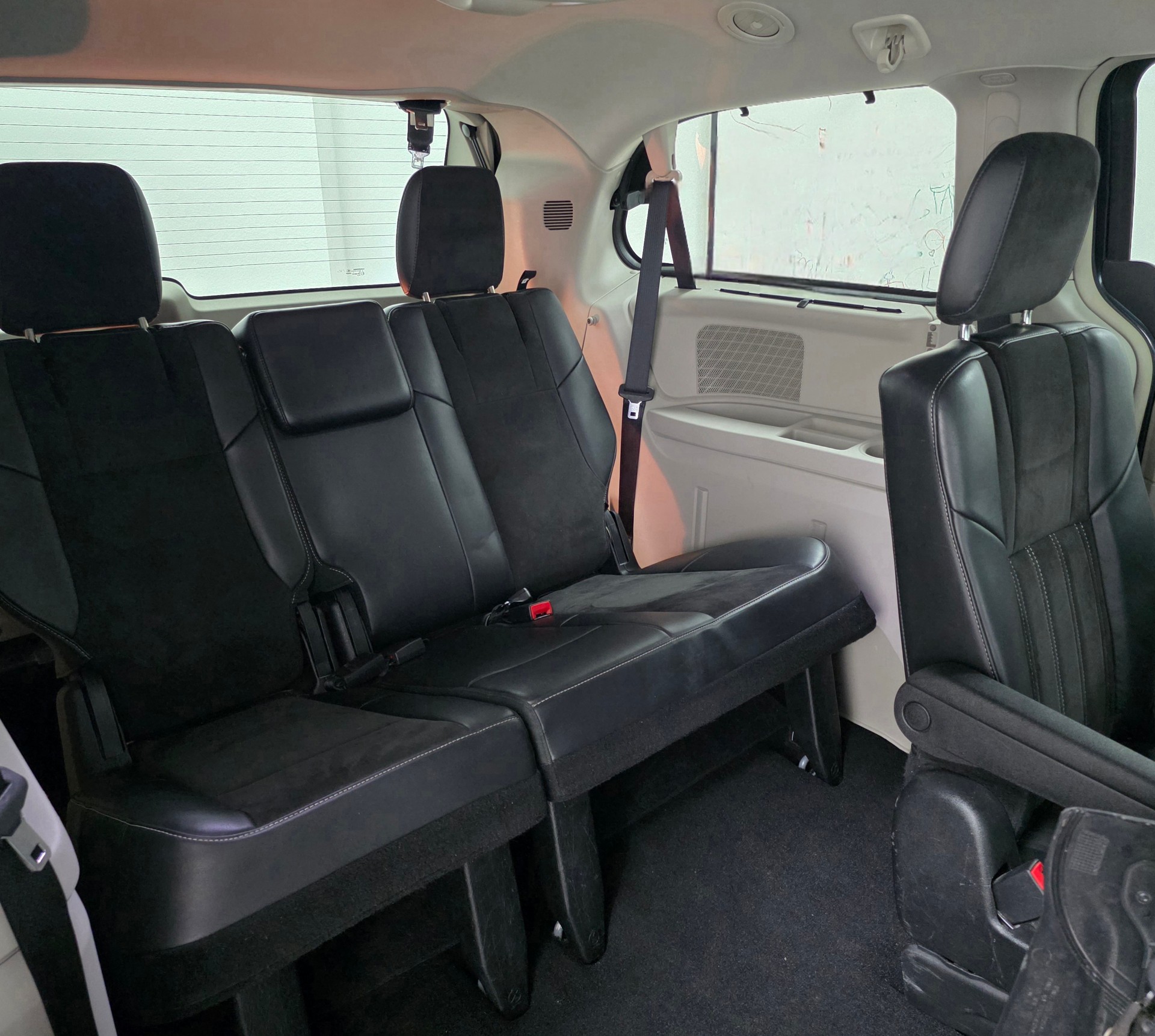 LANCIA Voyager 3.6 V6 Gold Automatic-image-13