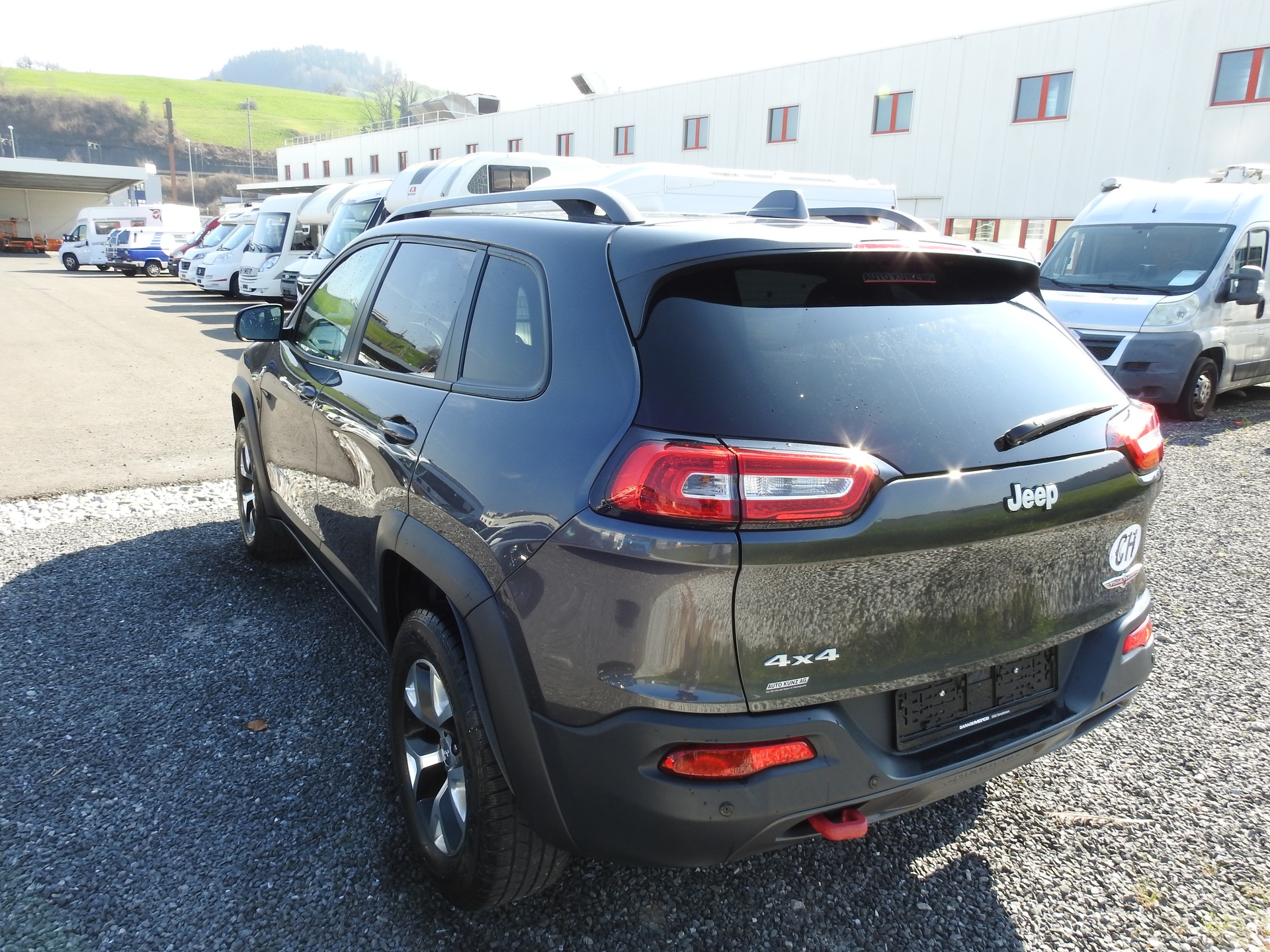 JEEP Cherokee 2.4 Trailhawk AWD 9ATX-showroom-element-3