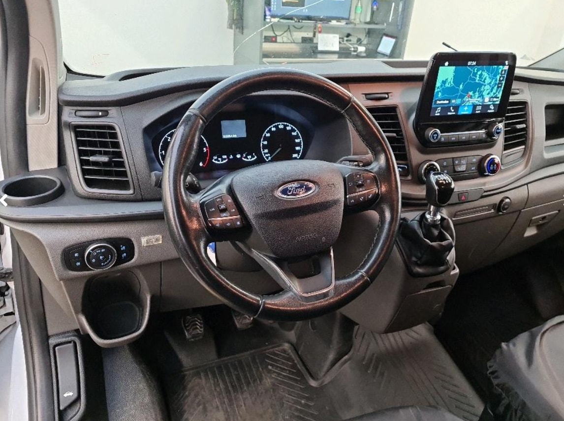 FORD Transit Custom 280 L1H1 105 PS Trend 4d-image-5