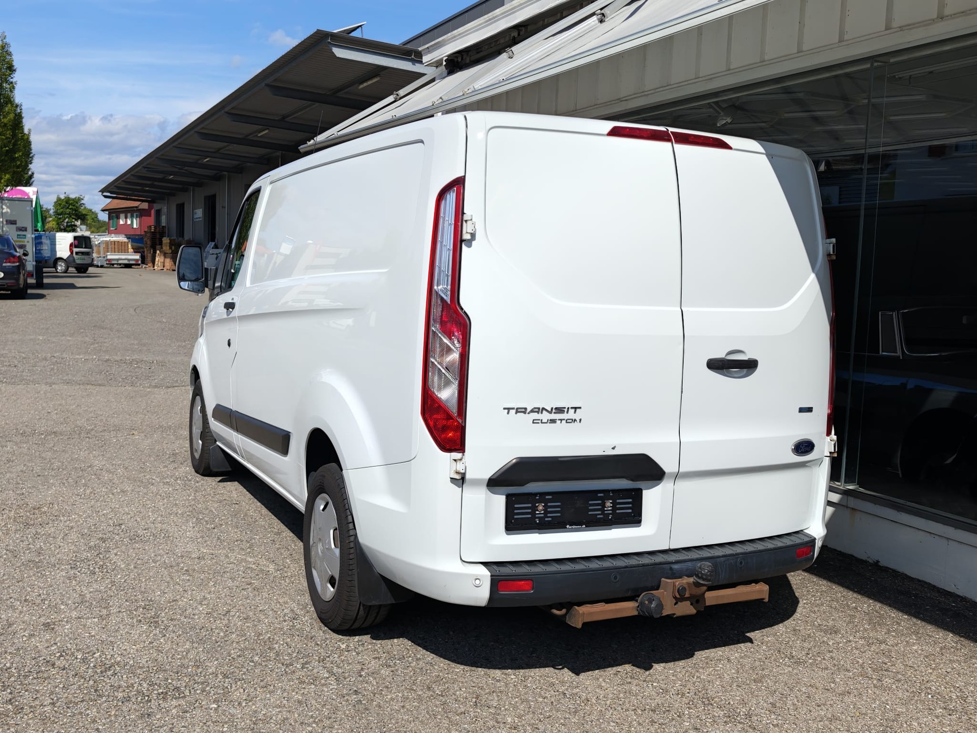 FORD Transit Custom 280 L1H1 105 PS Trend 4d-showroom-element-2