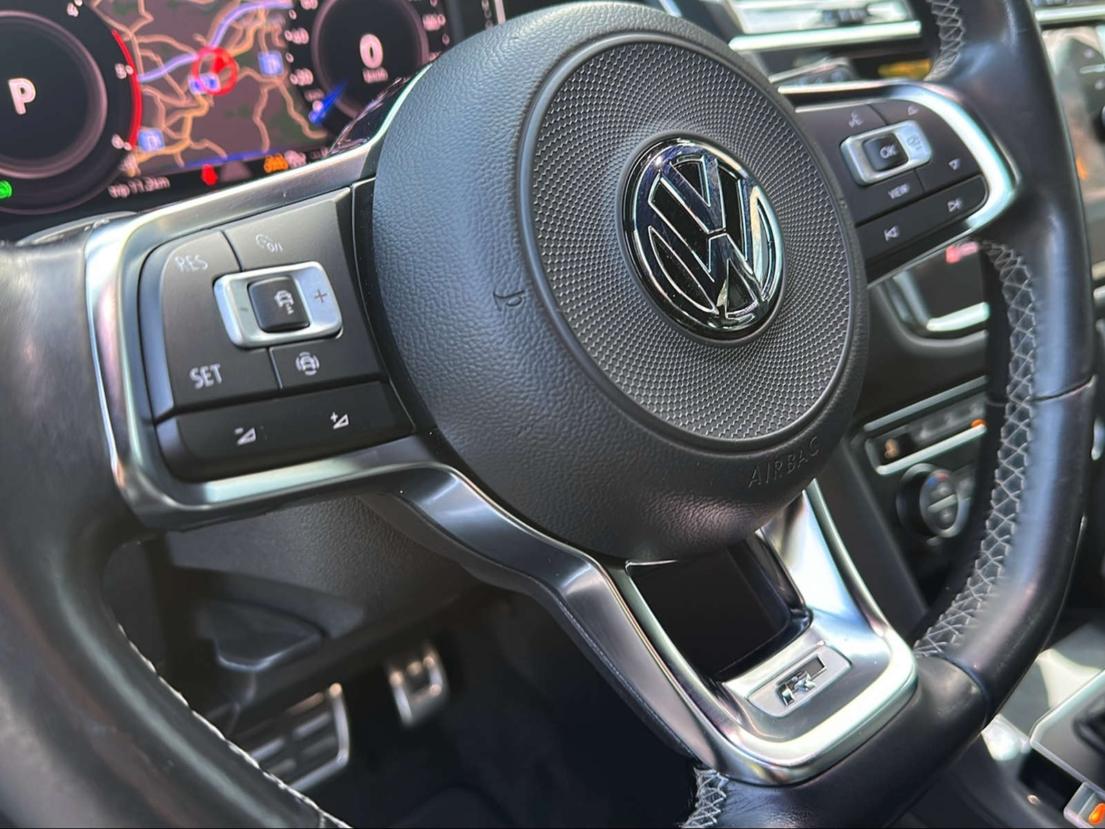 VW Tiguan 2.0 TDI SCR Highline 4Motion DSG-image-14