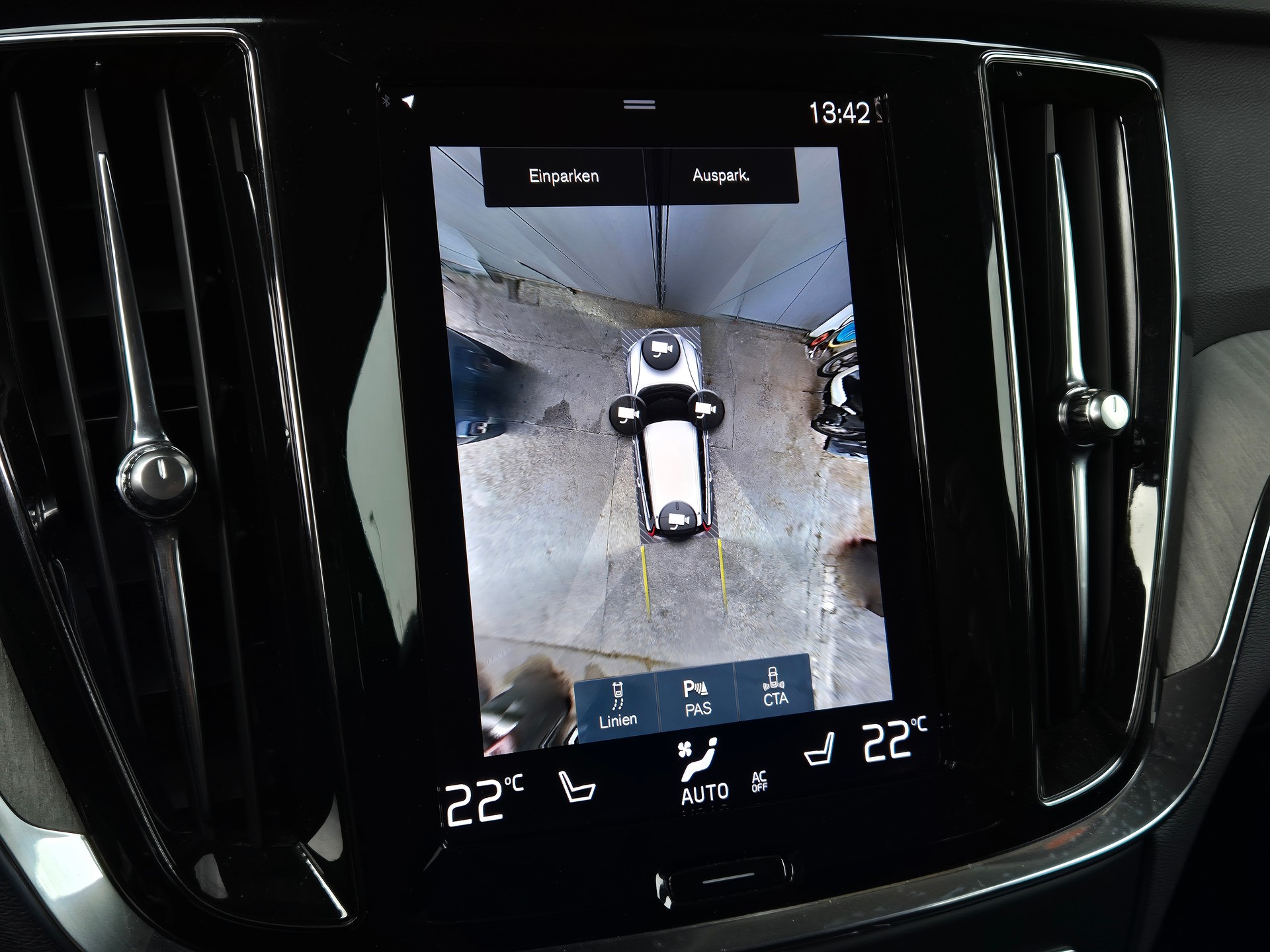 VOLVO V60 T6 eAWD Twin Engine Inscription Geartronic-image-18