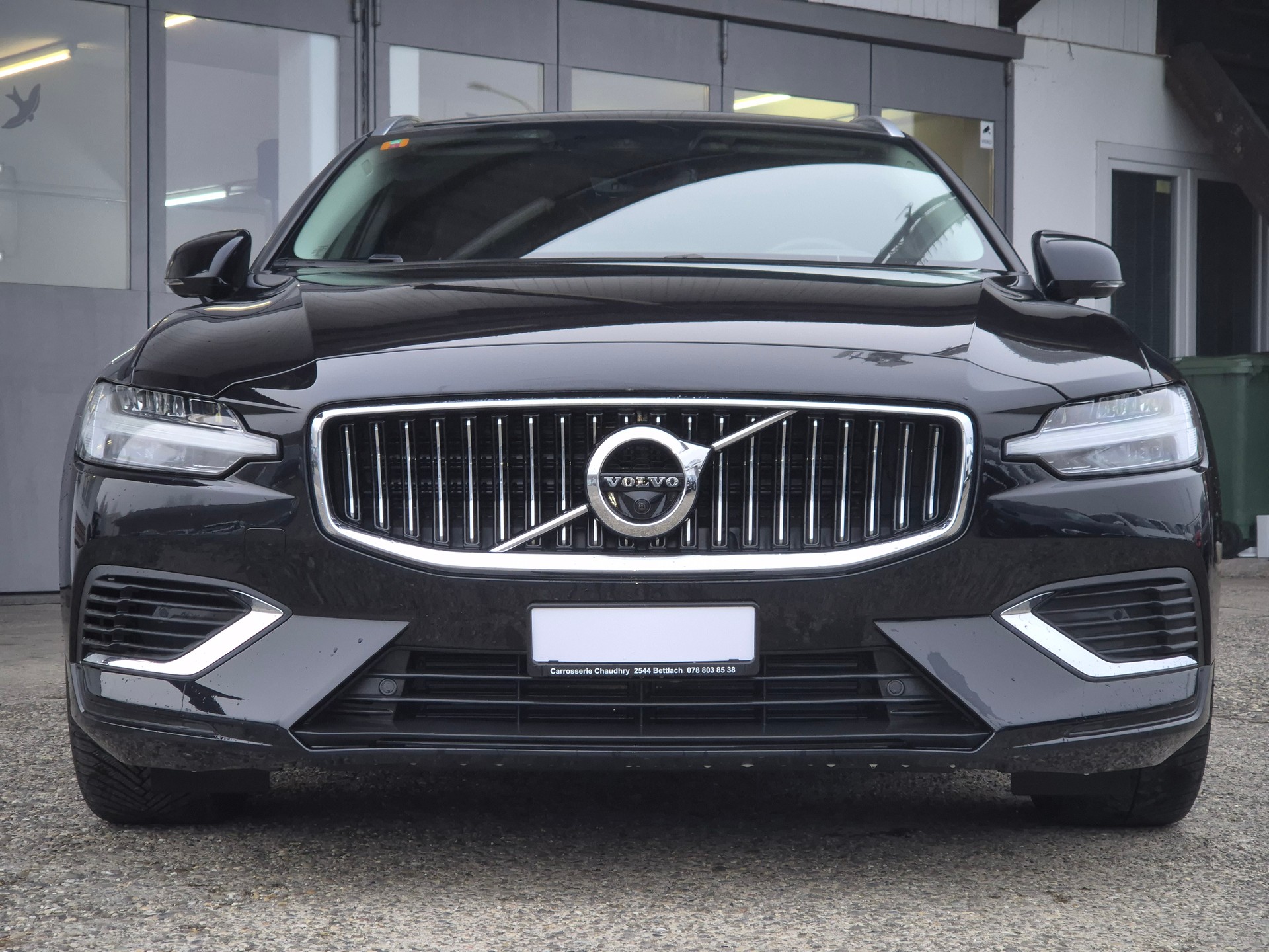 VOLVO V60 T6 eAWD Twin Engine Inscription Geartronic-showroom-element-2