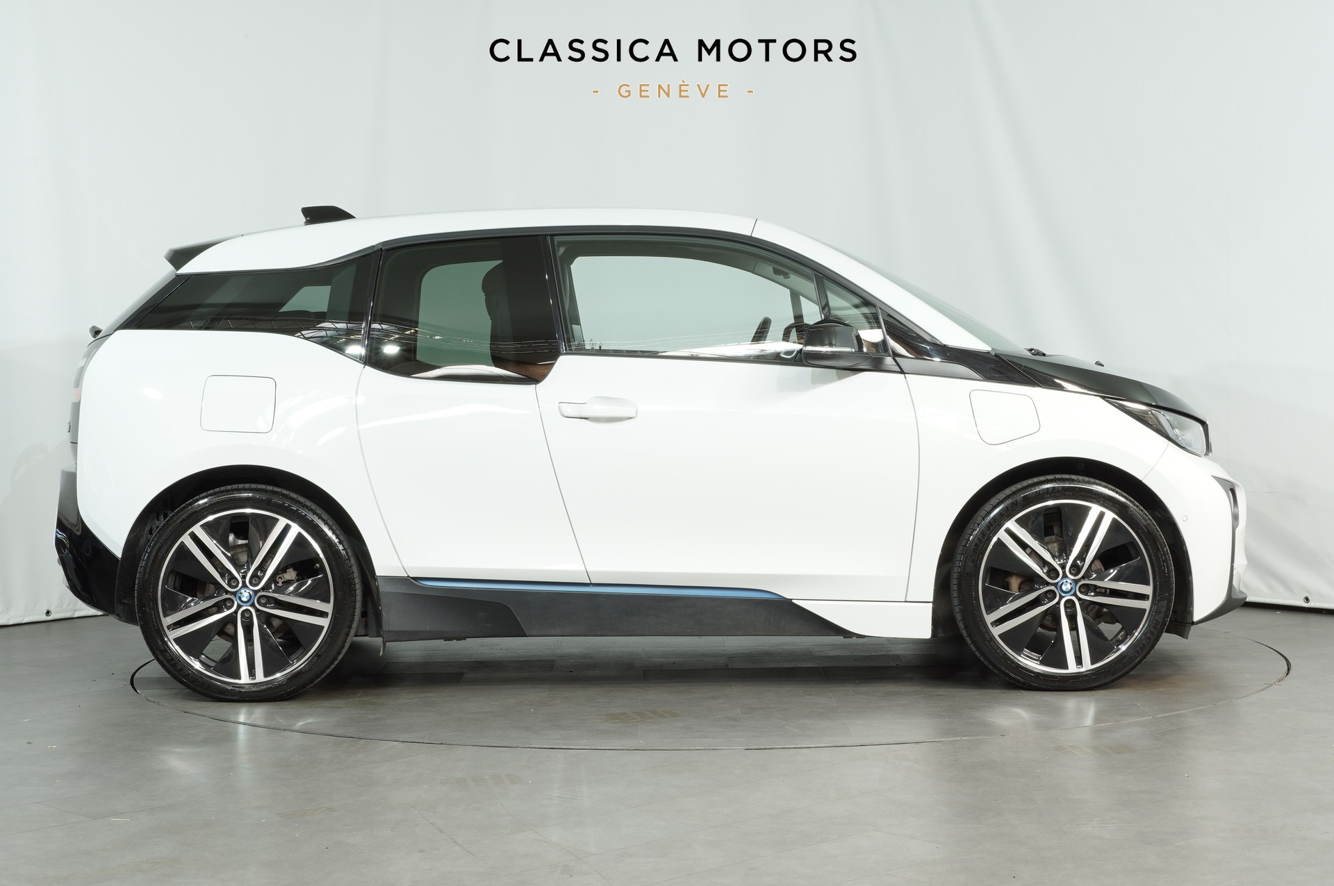 BMW i3 (60Ah) Range Extender-showroom-element-2