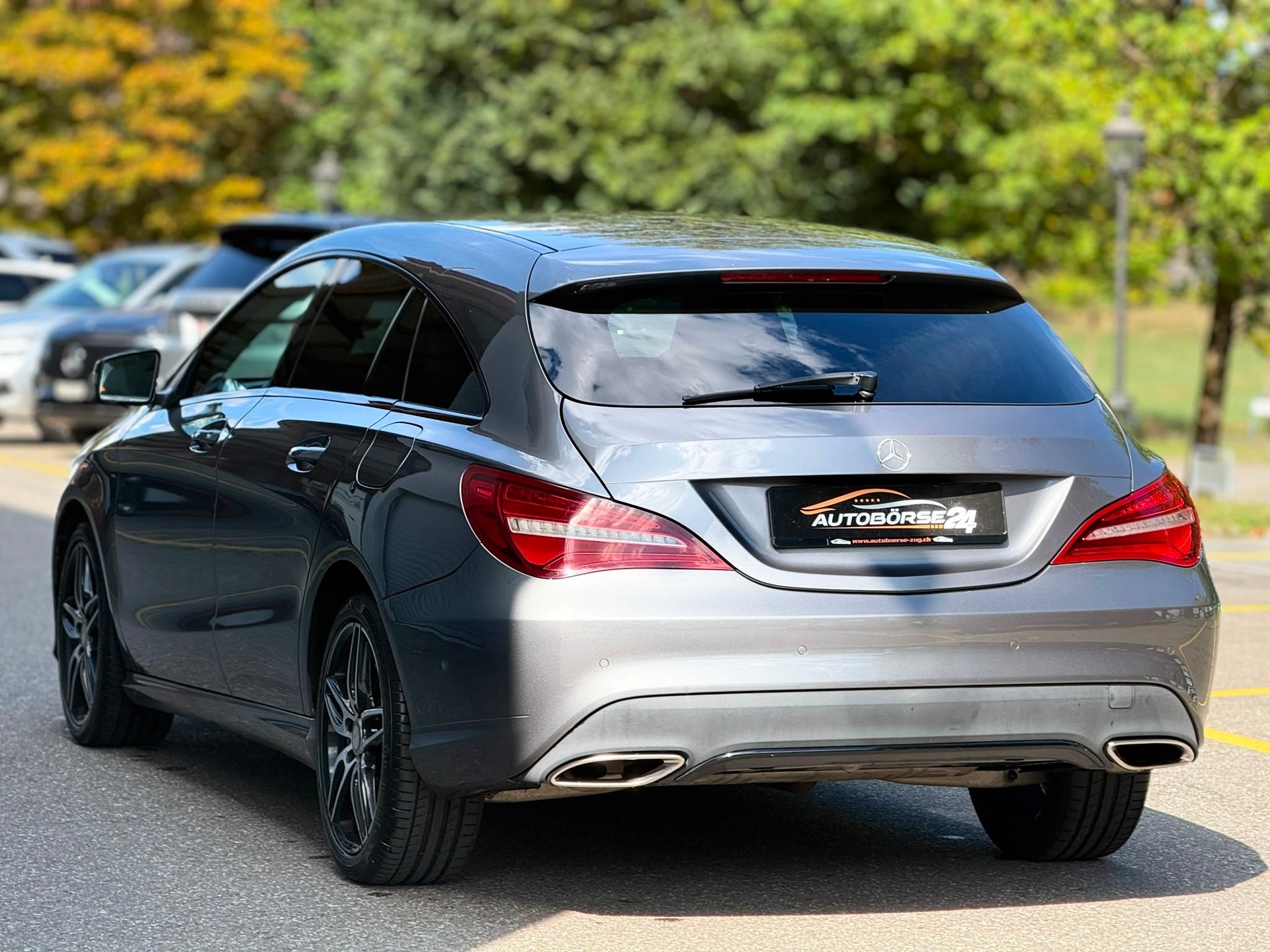 MERCEDES-BENZ CLA 250 Urban 4m Shooting Brake-showroom-element-3