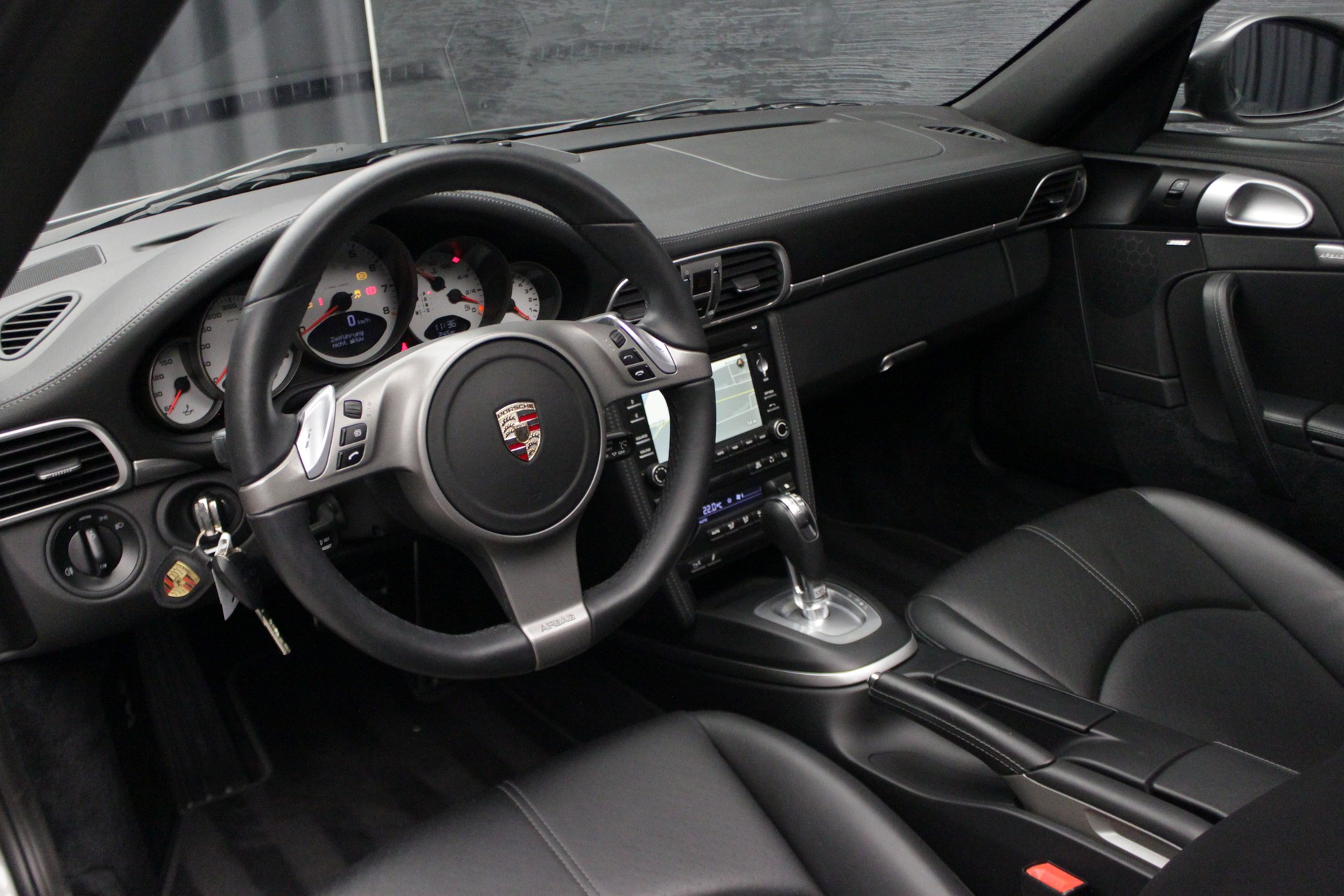 PORSCHE 911 Carrera S PDK-image-26