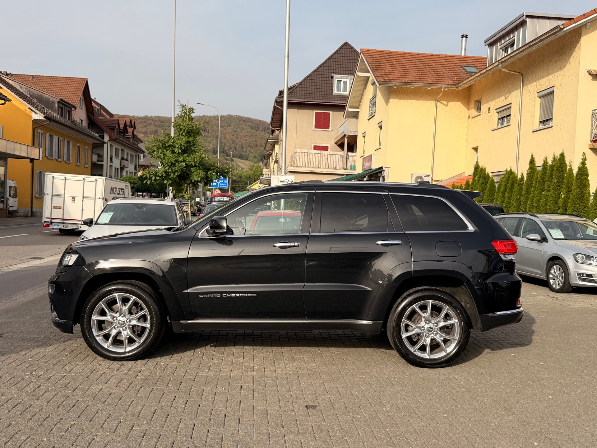 JEEP Grand Cherokee 3.0 CRD Summit Automatic-showroom-element-2