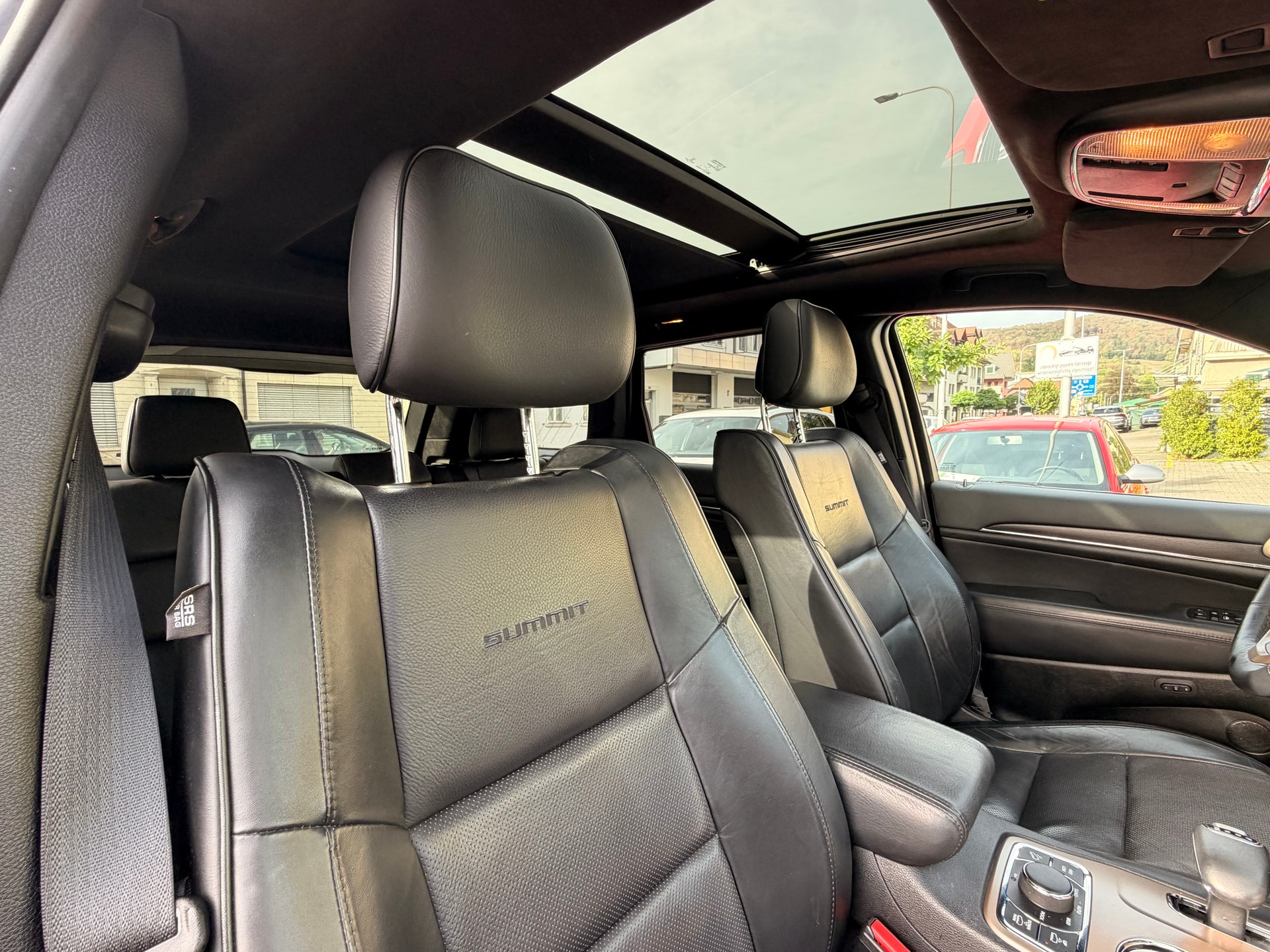 JEEP Grand Cherokee 3.0 CRD Summit Automatic-image-16