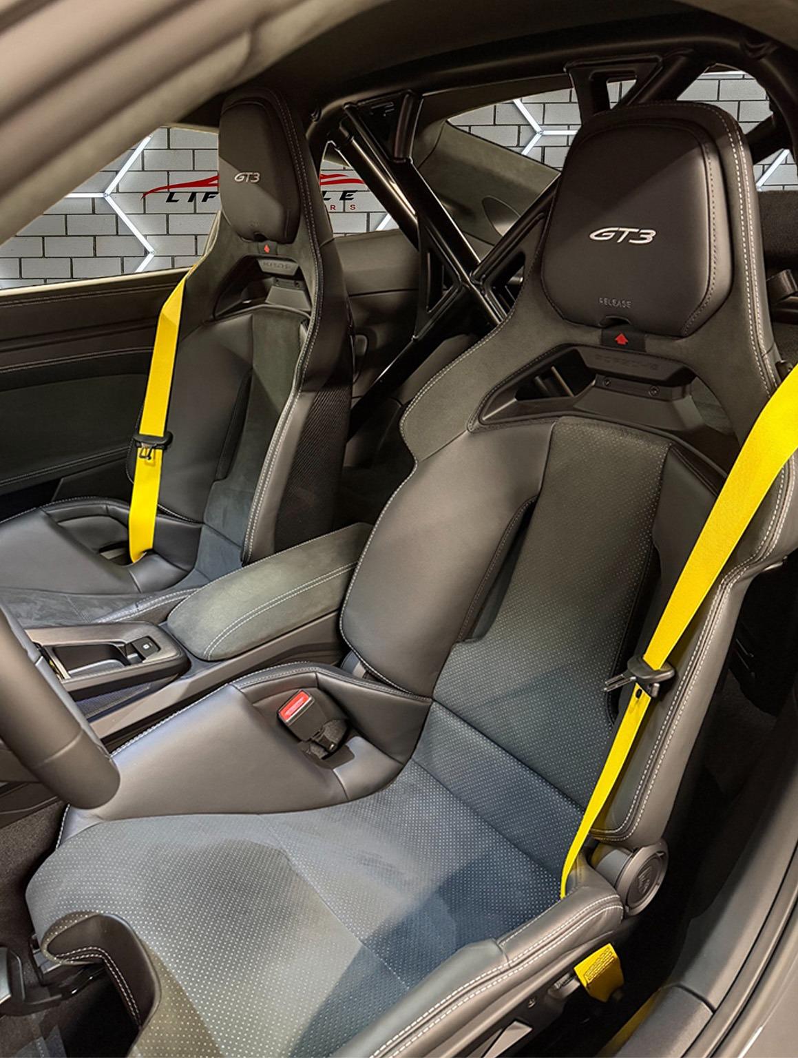 PORSCHE 911 Carrera GT3 PDK-image-4