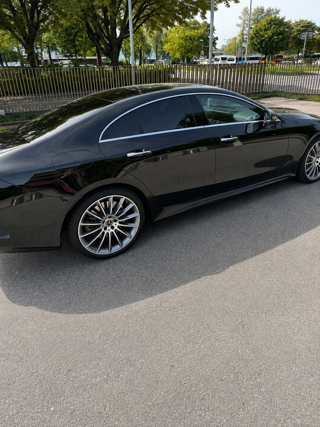 MERCEDES-BENZ CLS 450 AMG Line 4matic-image-2