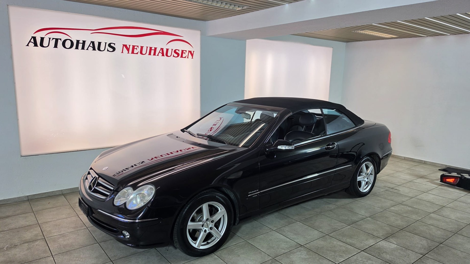 MERCEDES-BENZ CLK 320 Avantgarde Automatic, Schweizer Fahrzeug, MFK im Mai 2026 gemacht, Getriebe wurde erneuert knapp 1000km alt. AHK