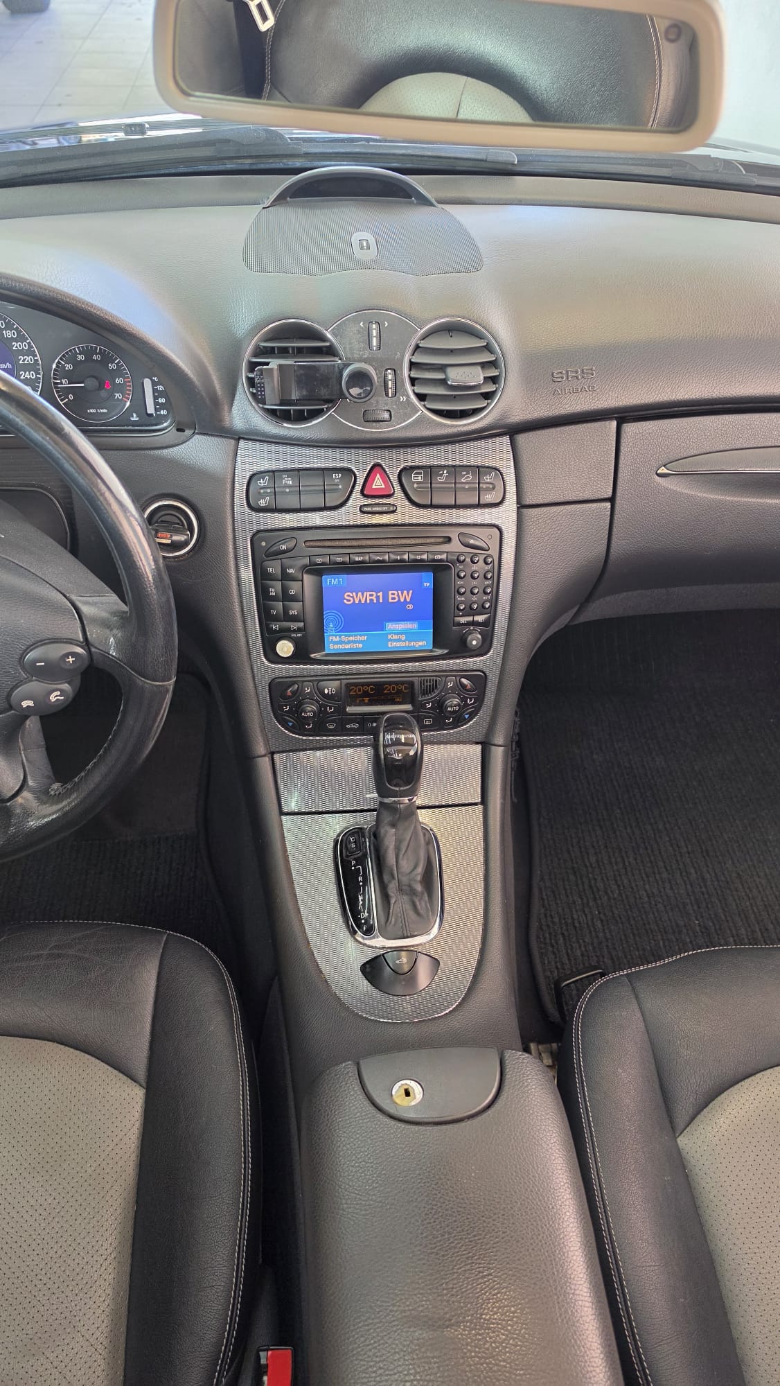 MERCEDES-BENZ CLK 320 Avantgarde Automatic, Schweizer Fahrzeug, MFK im Mai 2026 gemacht, Getriebe wurde erneuert knapp 1000km alt. AHK-image-7