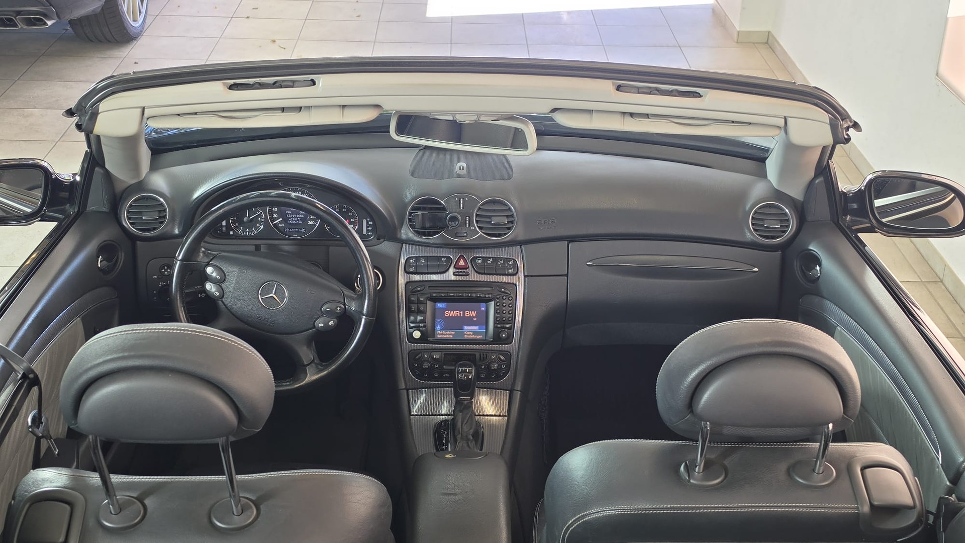 MERCEDES-BENZ CLK 320 Avantgarde Automatic, Schweizer Fahrzeug, MFK im Mai 2026 gemacht, Getriebe wurde erneuert knapp 1000km alt. AHK-image-8