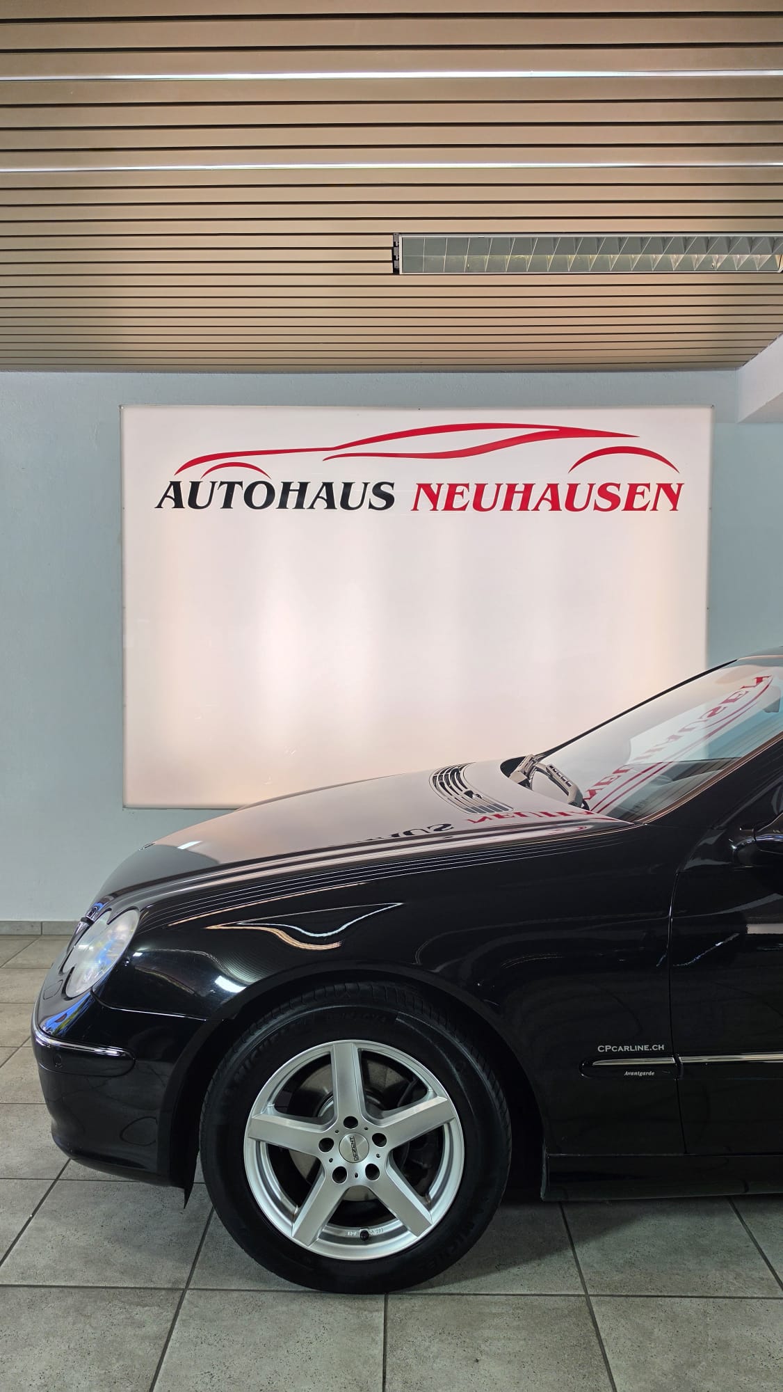 MERCEDES-BENZ CLK 320 Avantgarde Automatic, Schweizer Fahrzeug, MFK im Mai 2026 gemacht, Getriebe wurde erneuert knapp 1000km alt. AHK-showroom-element-1