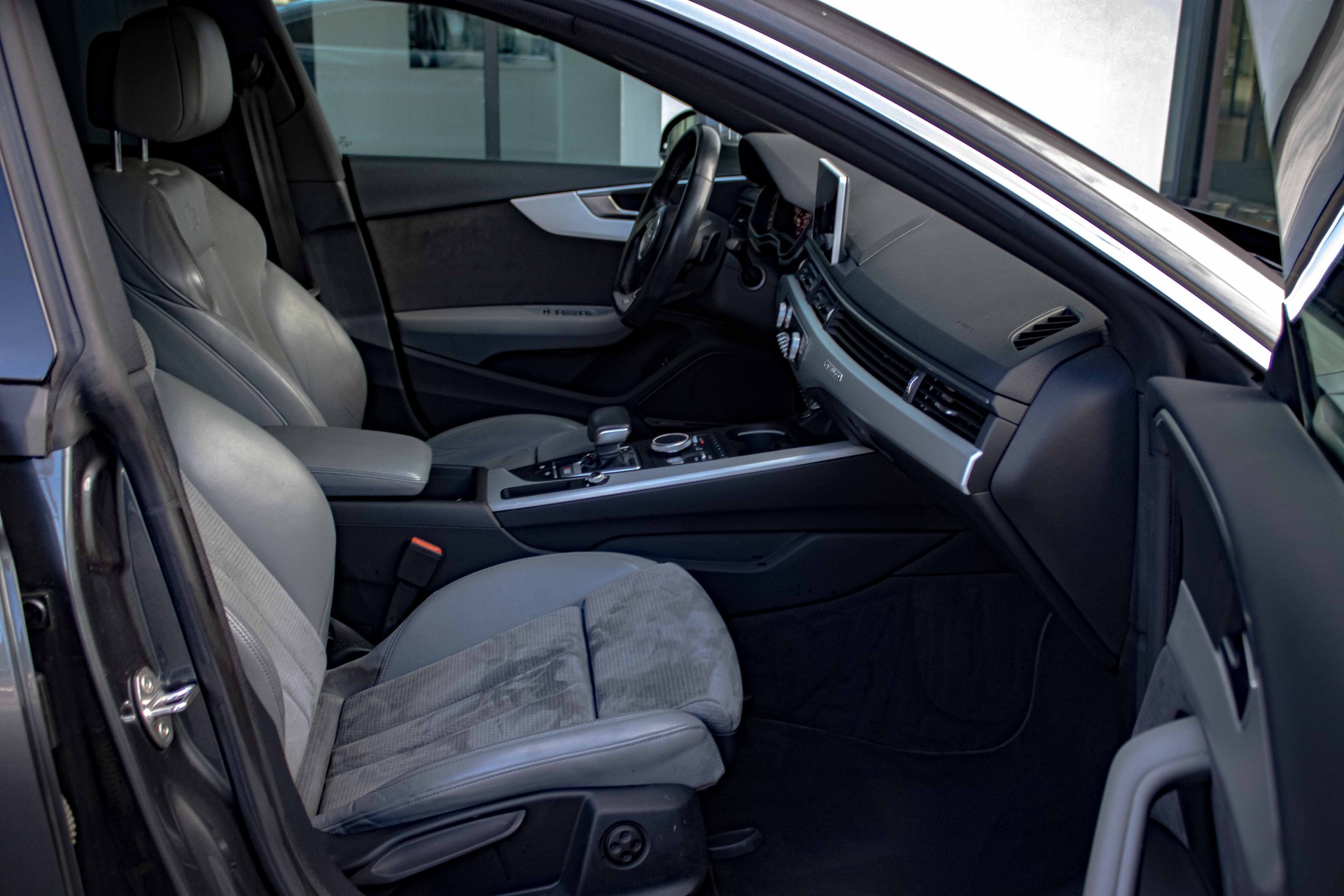 AUDI A5 Sportback 40 TD S Line Sport quattro S-tronic-image-16