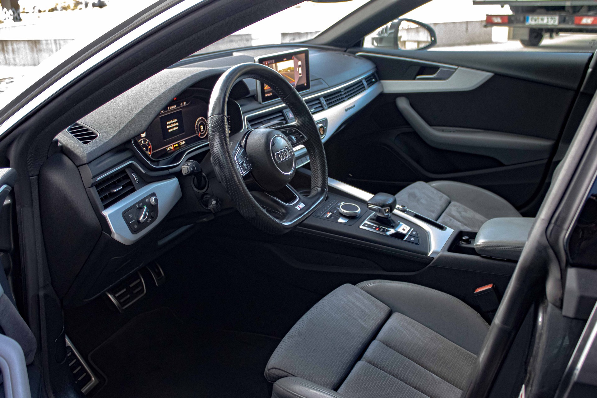 AUDI A5 Sportback 40 TD S Line Sport quattro S-tronic-image-9