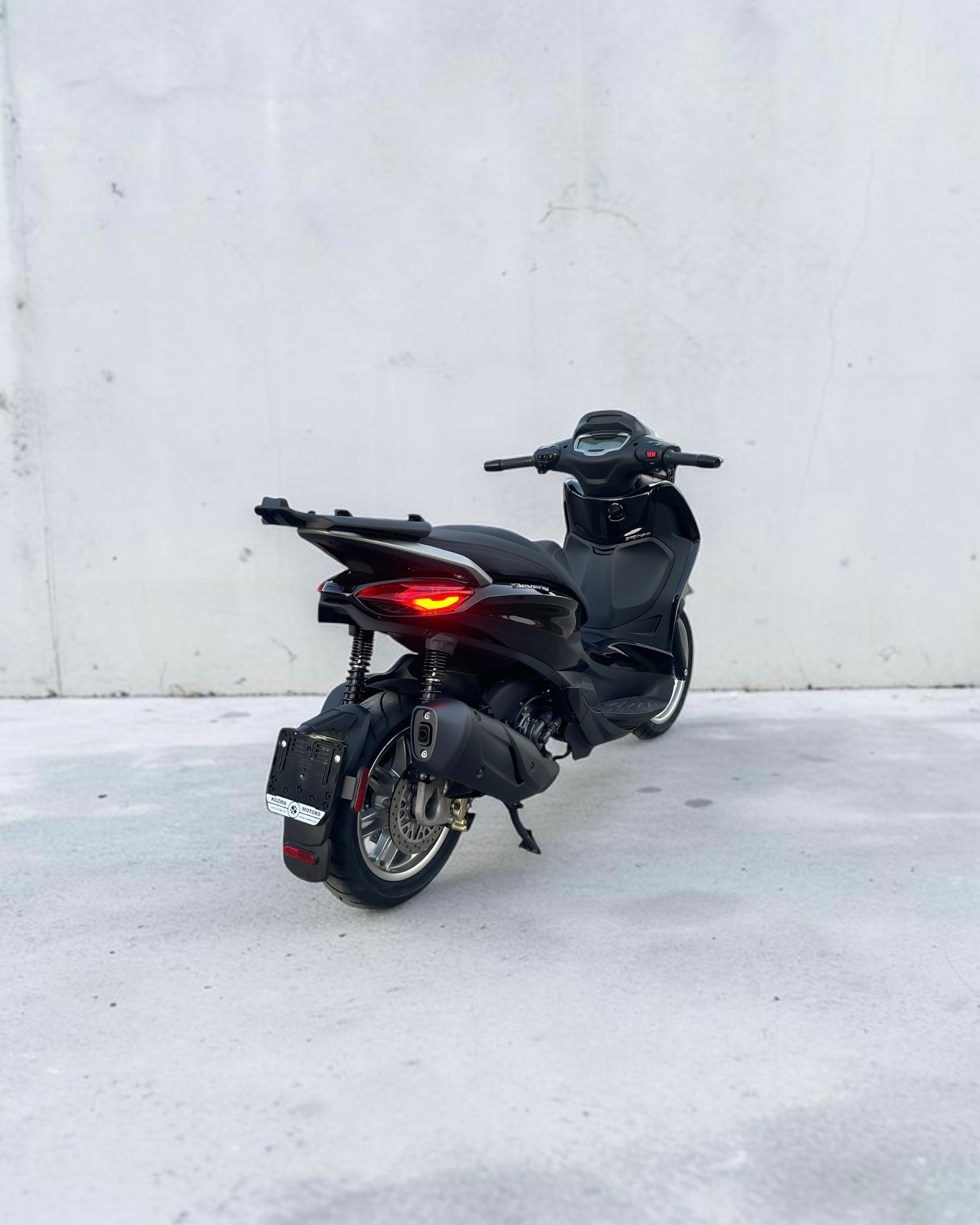 PIAGGIO Beverly 310 hpe E5+-image-11