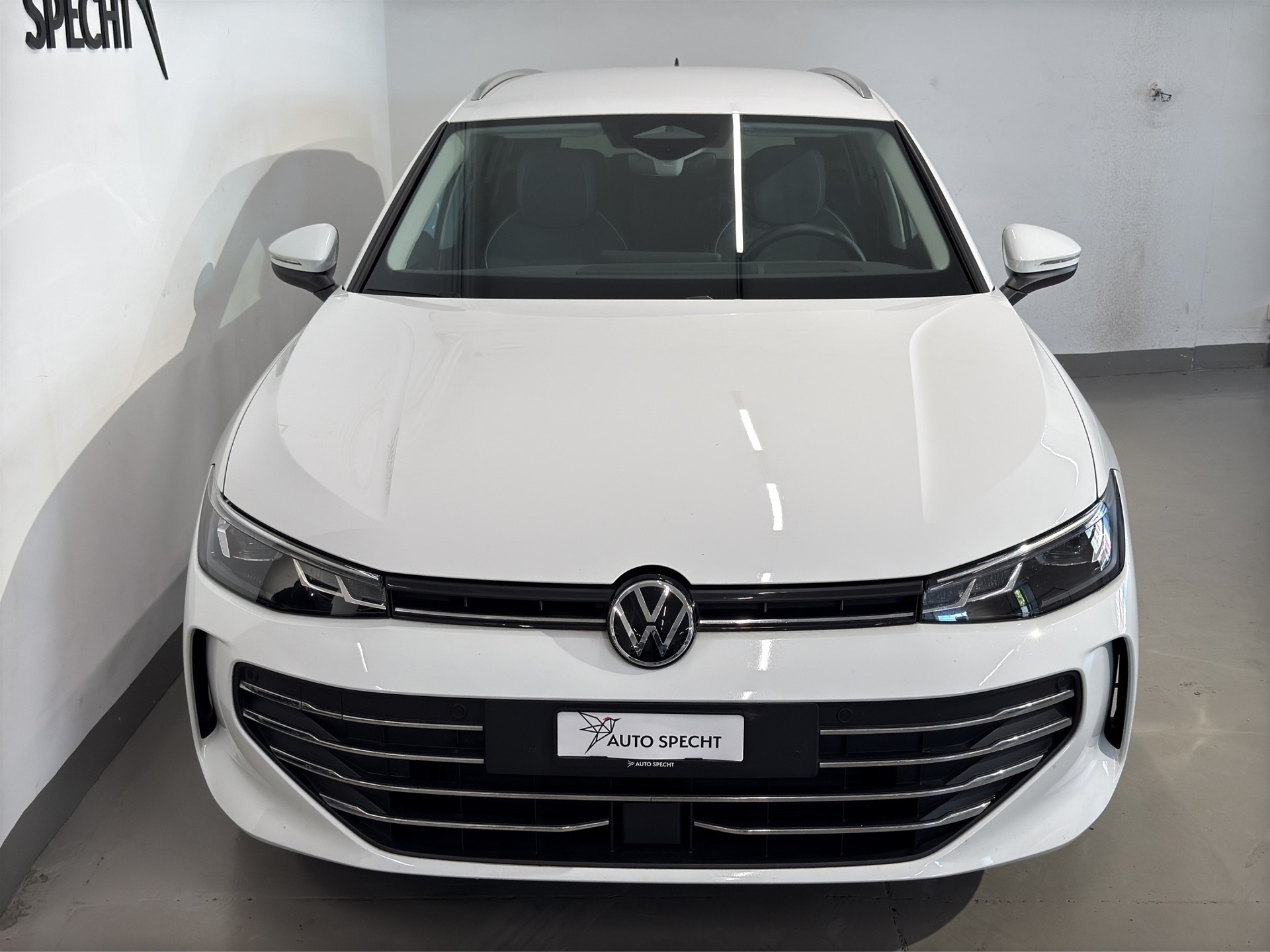 VW Passat Variant 2.0 TDI evo Business DSG-showroom-element-2
