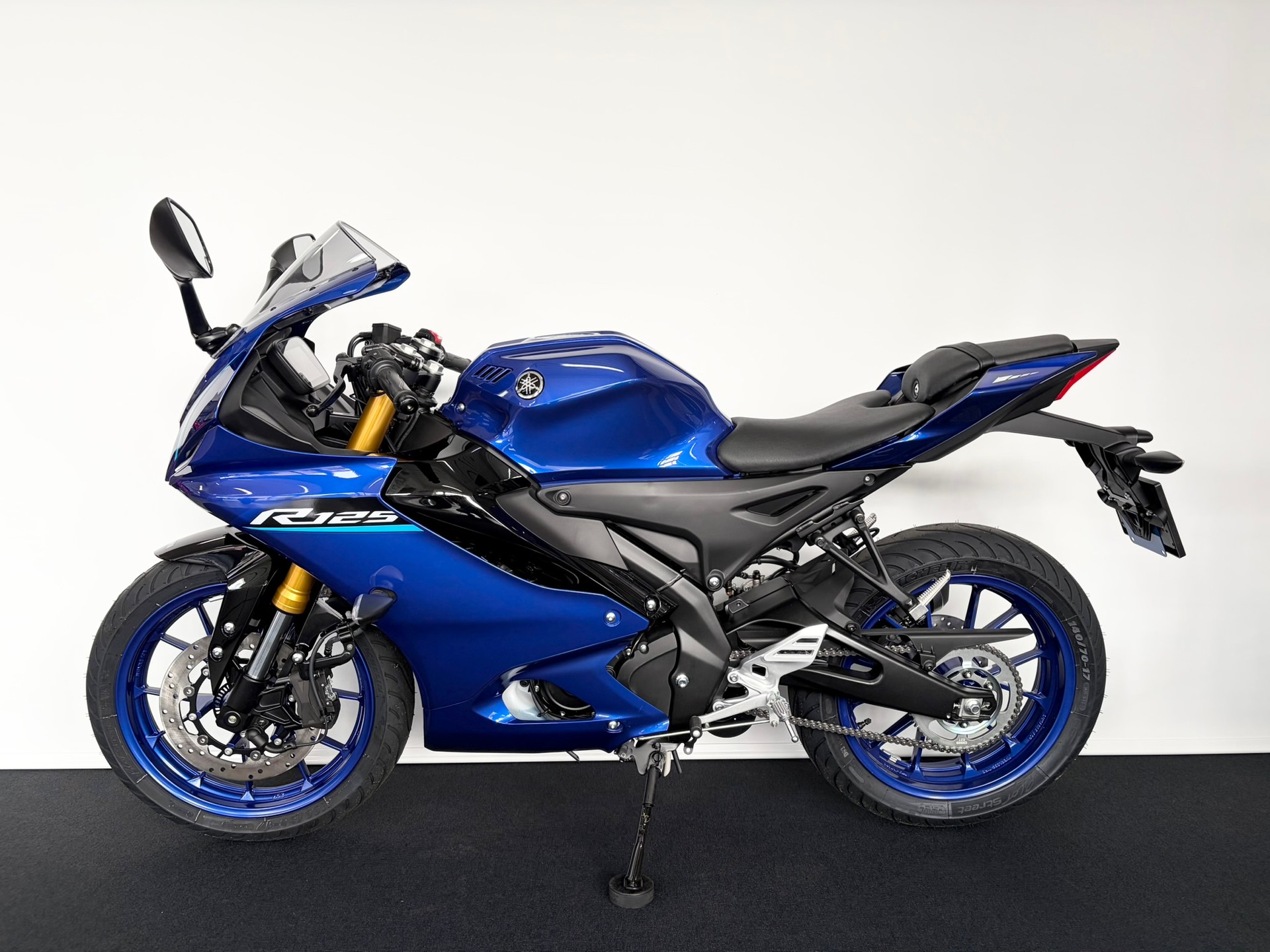 YAMAHA YZF-R 125 ABS-image-1