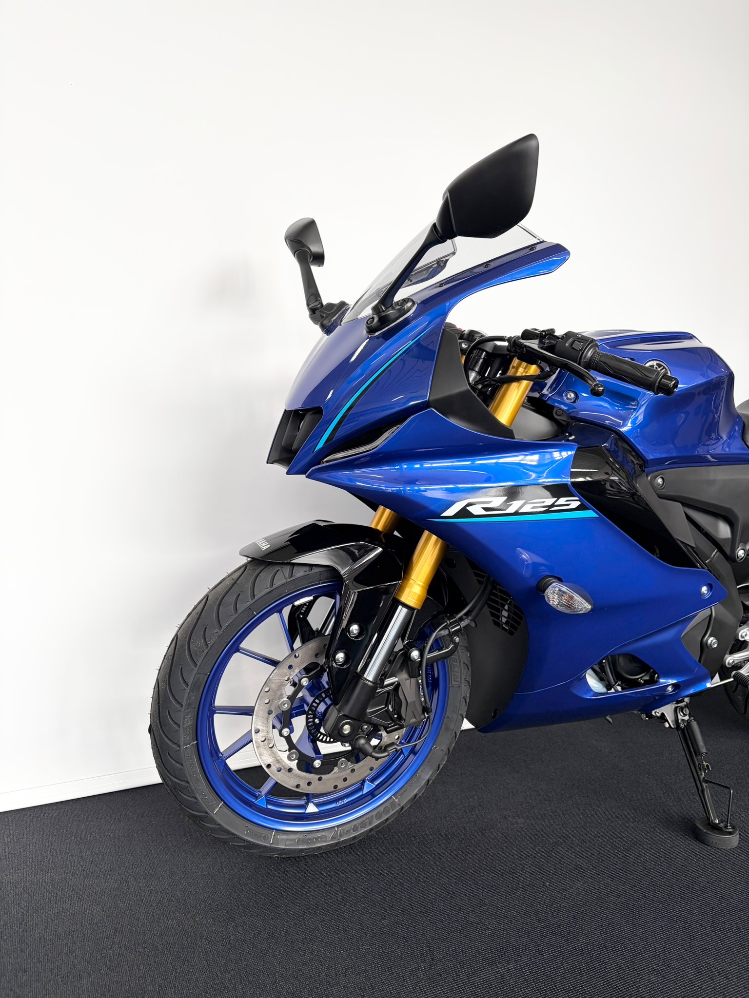 YAMAHA YZF-R 125 ABS-image-2